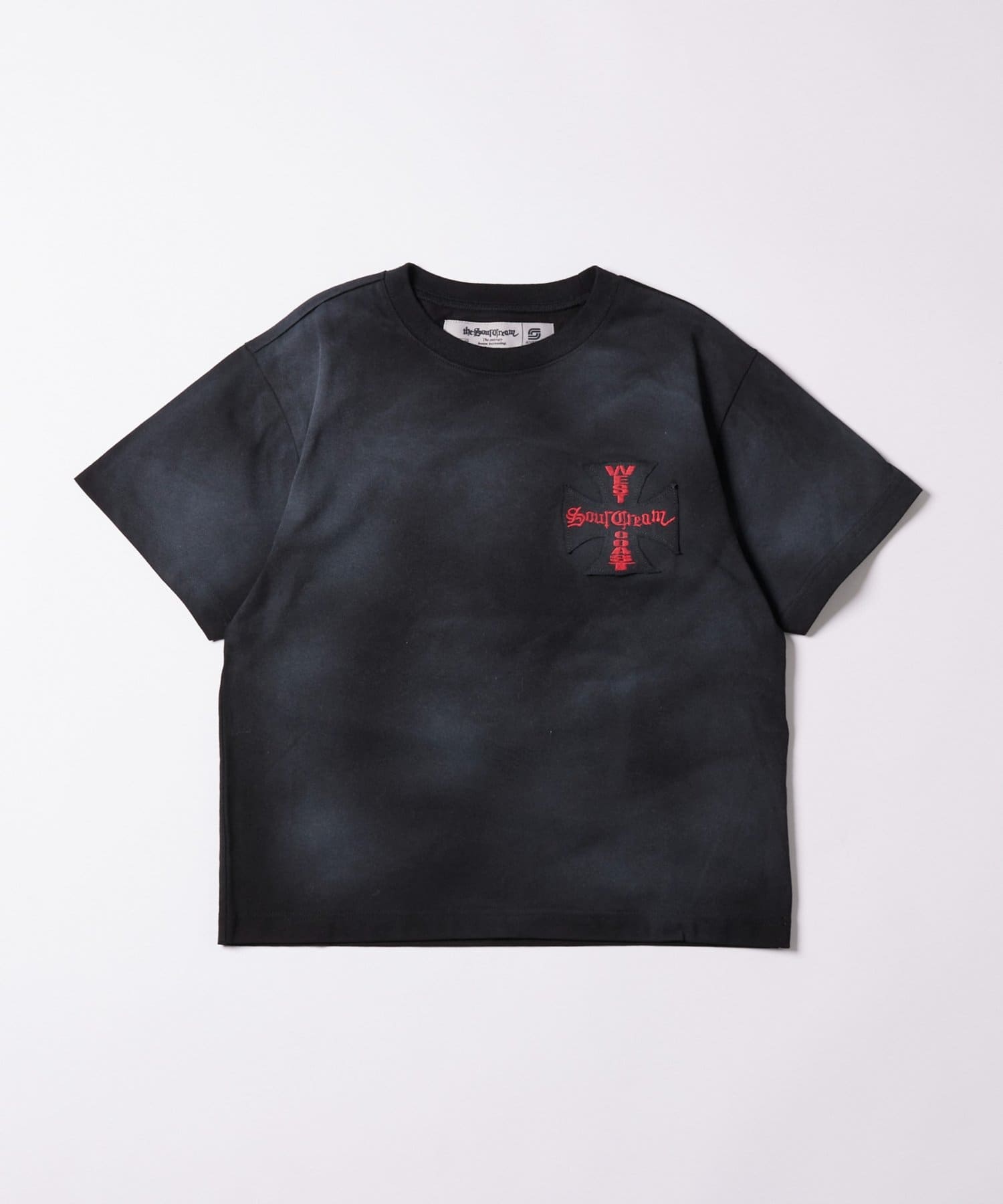 WHO’S WHO gallery(フーズフーギャラリー) SourcreamクロスバックプリントTEE