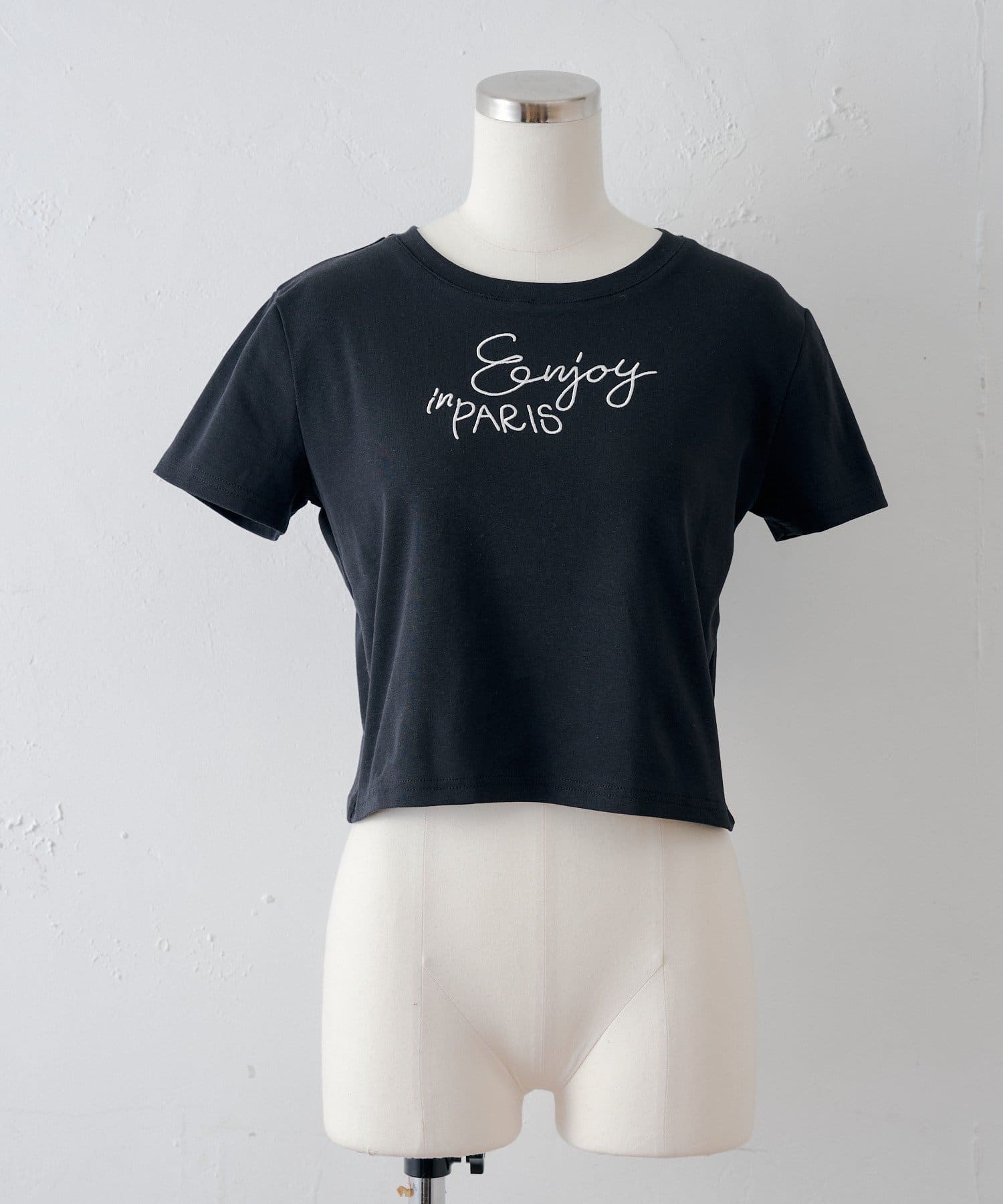 Chico(チコ) ロゴ刺繍チビT