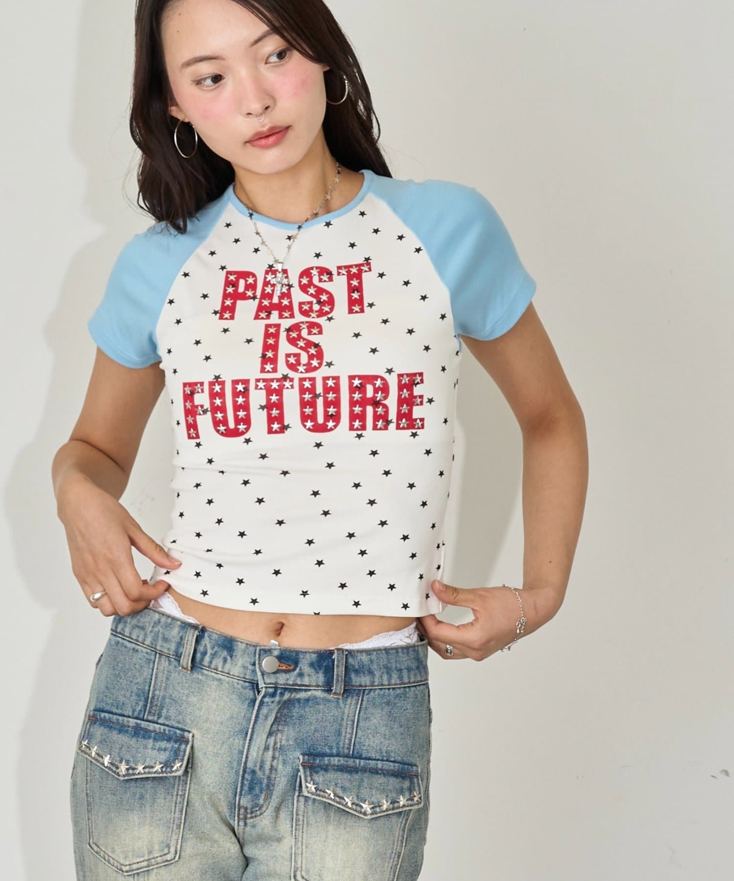 WHO’S WHO gallery(フーズフーギャラリー) メニースターラグランチビT