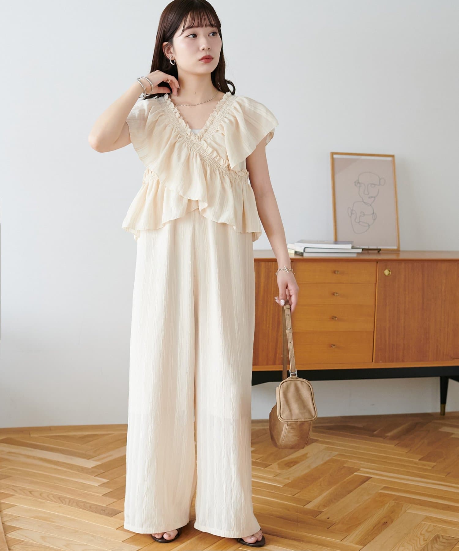 DISCOAT(ディスコート) クロスフリルサロペット