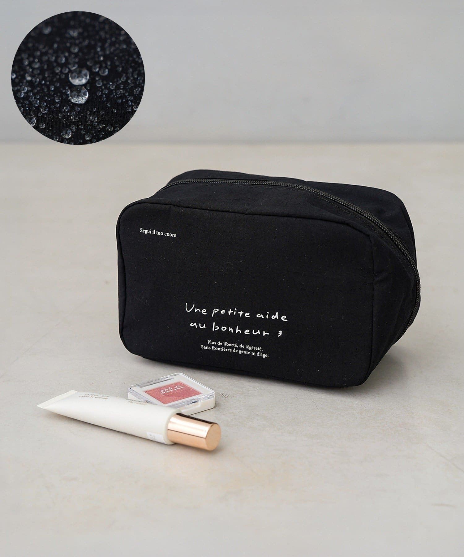 3COINS(スリーコインズ) はっ水スクエアポーチ