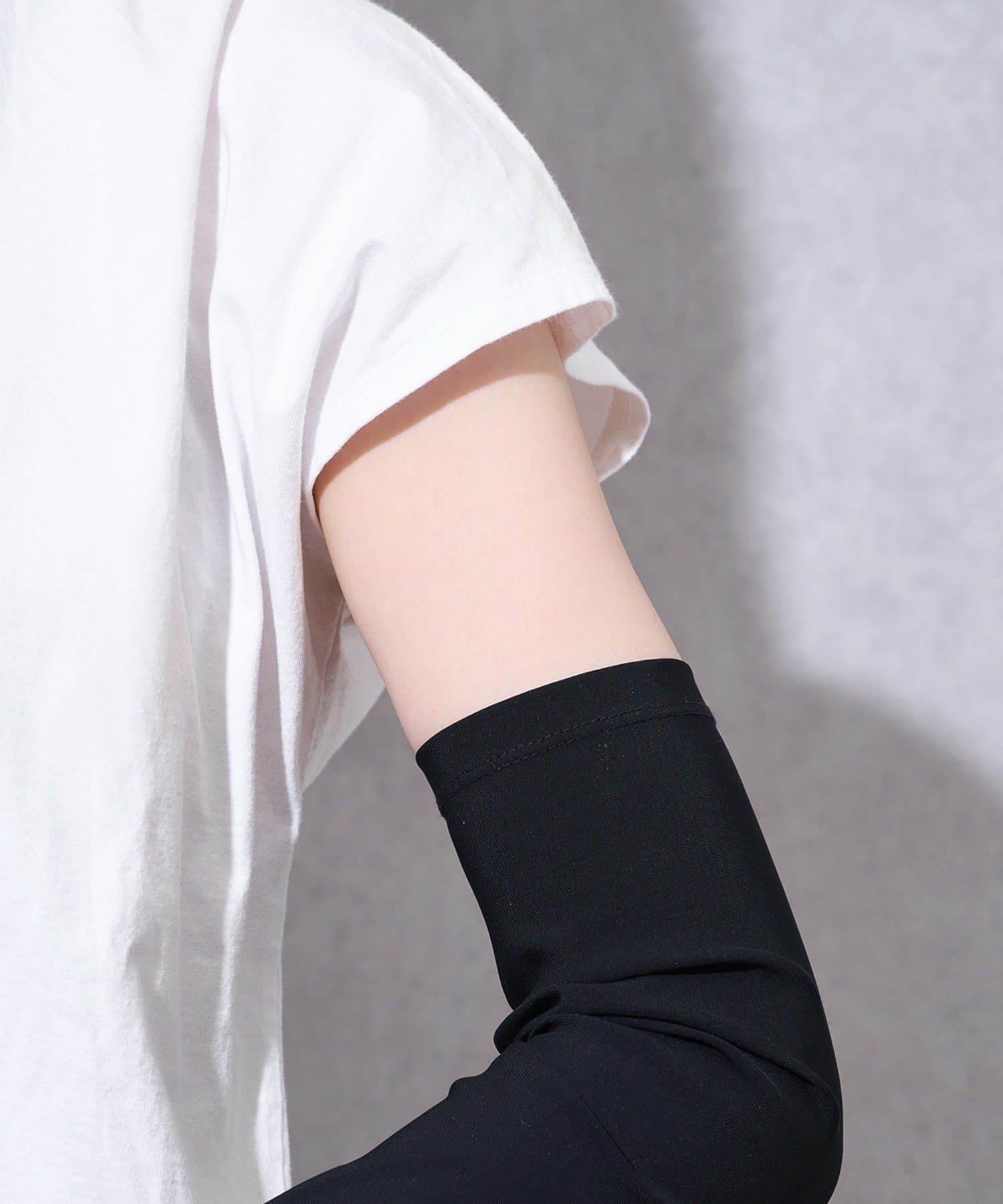 3COINS(スリーコインズ) 《冷たさキープ》HIETECアームカバー