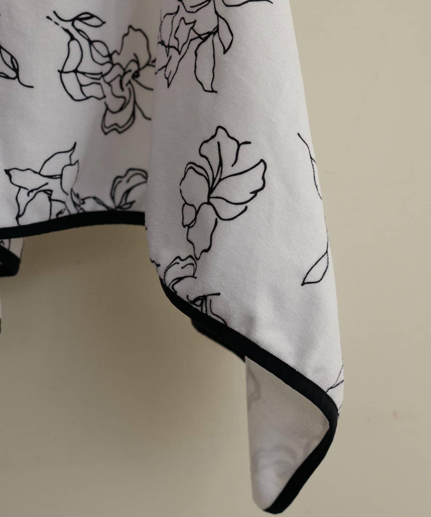 natural couture(ナチュラルクチュール) フード付きマルチWAYタオル