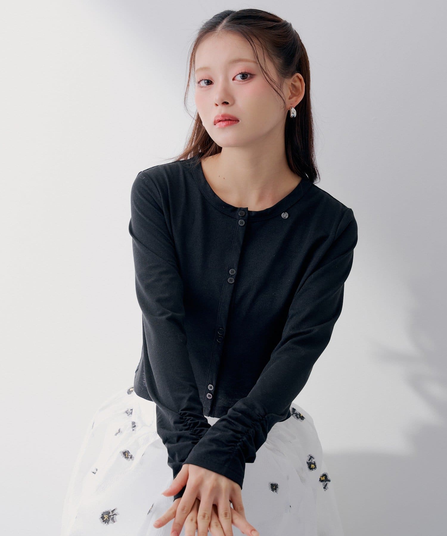 Chico(チコ) 【SALON by Chico】紫外線カット&接触冷感/コンパクトラメクルーUVカットカーディガン【シワになりにくいイージーケア素材】