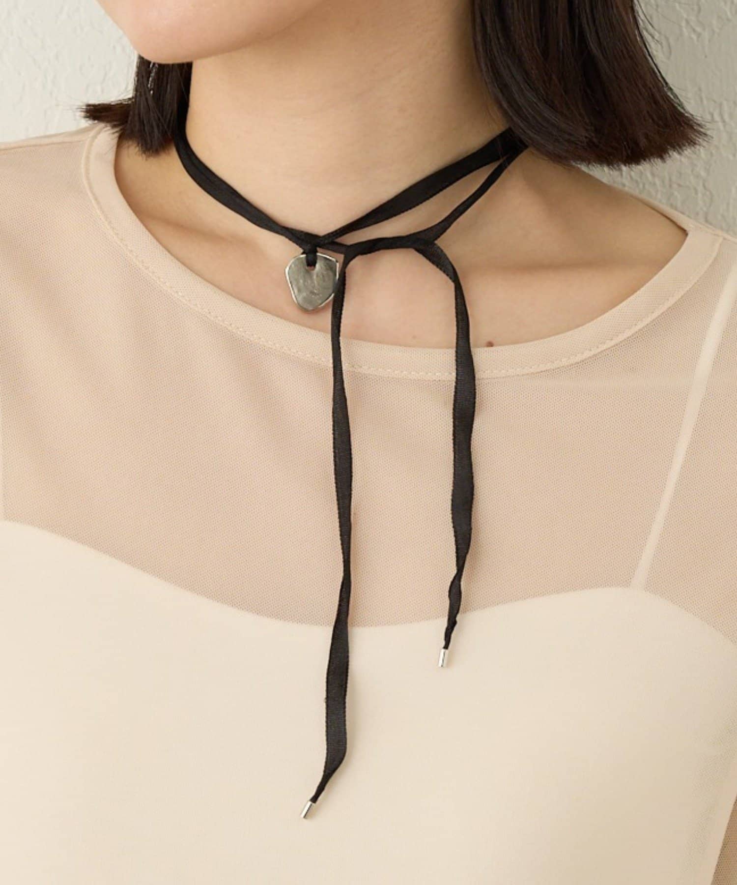 Omekashi(オメカシ) シルクタッチシルバーチョーカー