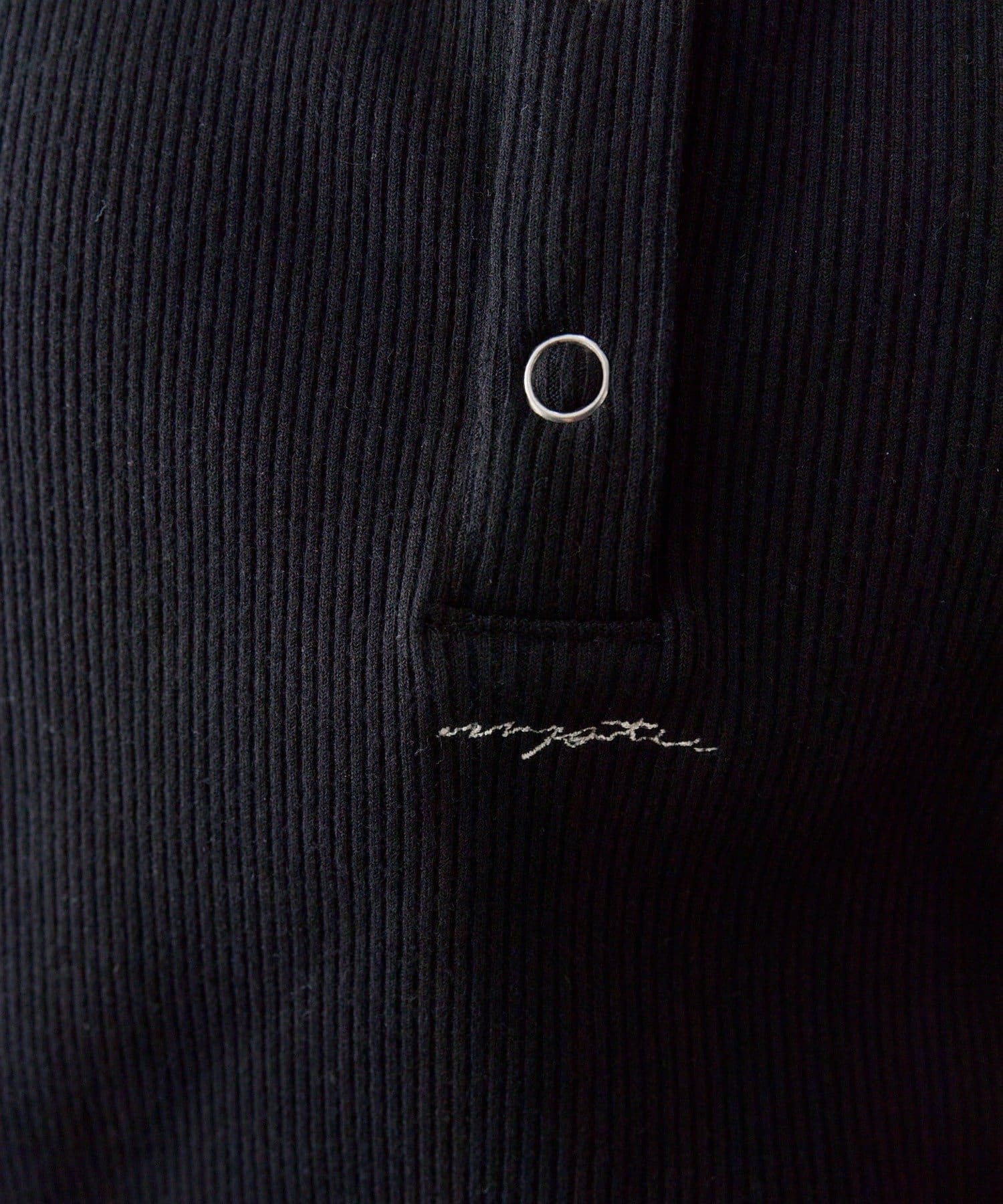 mystic(ミスティック) スクエアネックヘンリーTシャツ