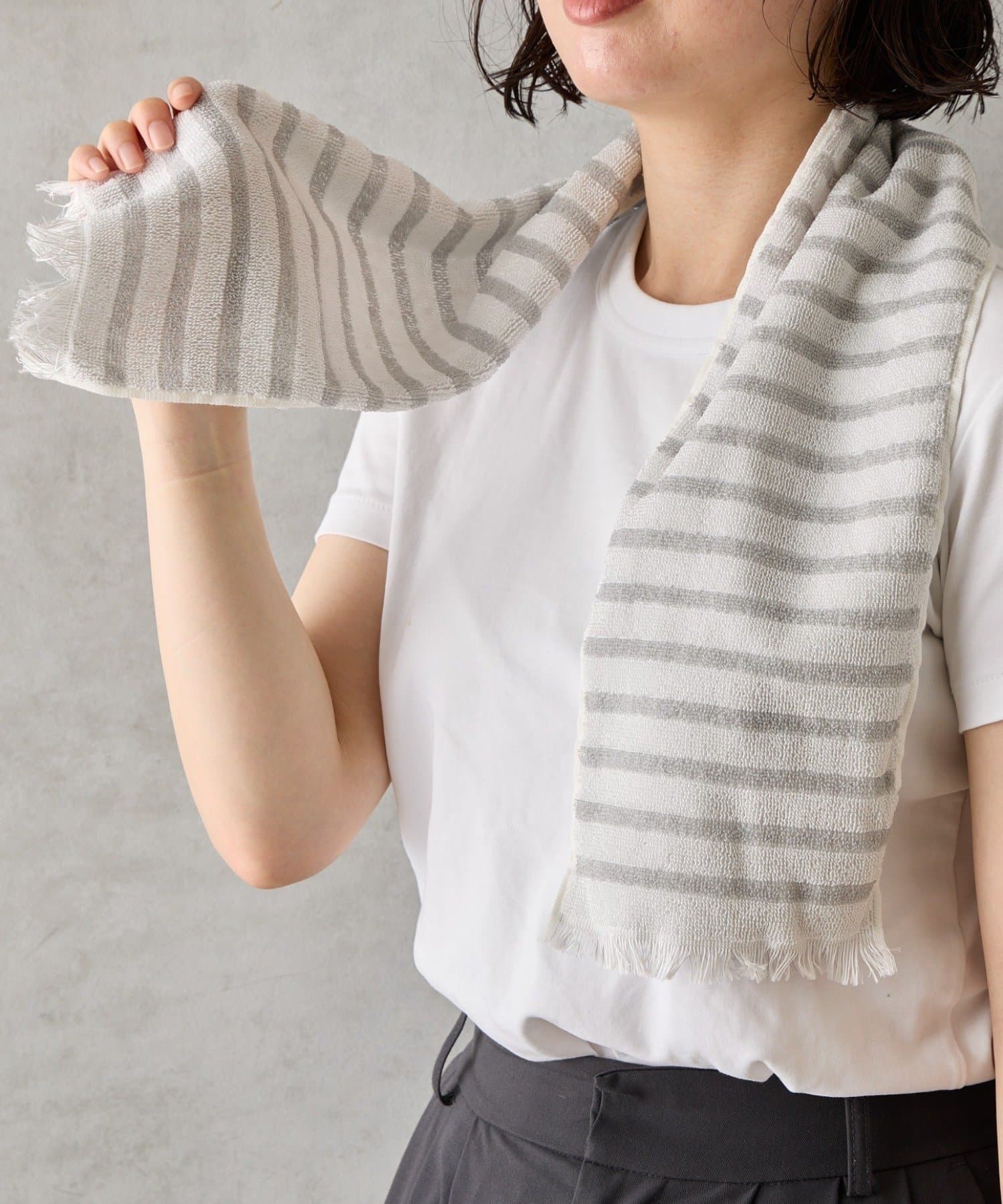 BIRTHDAY BAR(バースデイバー) COOL TOWEL　接触冷感タオル