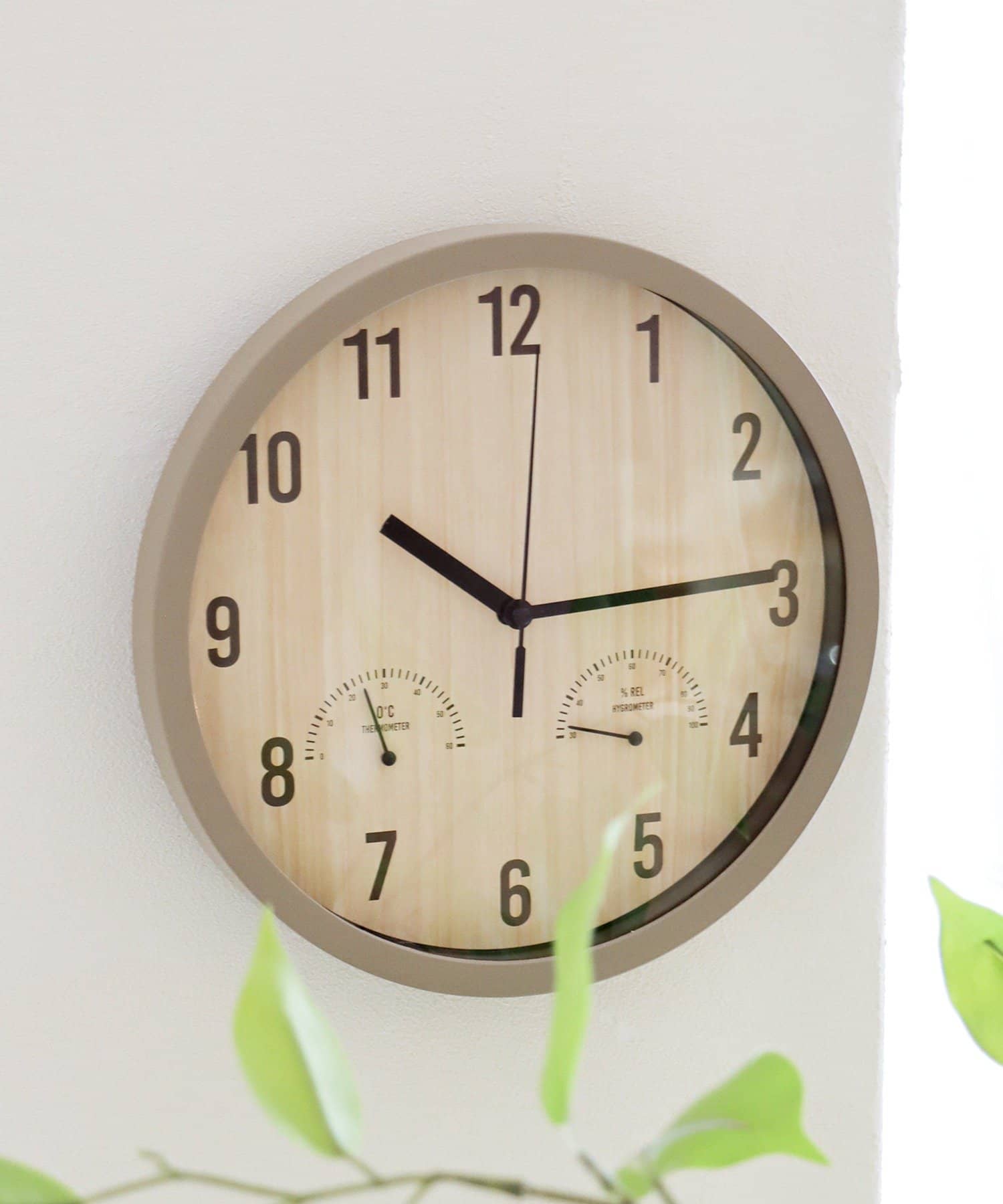 3COINS(スリーコインズ) 湿温度計付掛け時計