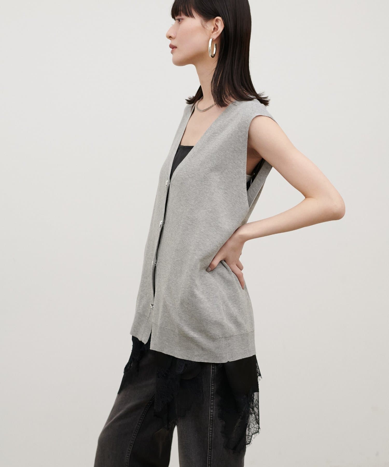 LARUTA(ラルータ) ワッシャーサテン前後2WAYキャミブラウス