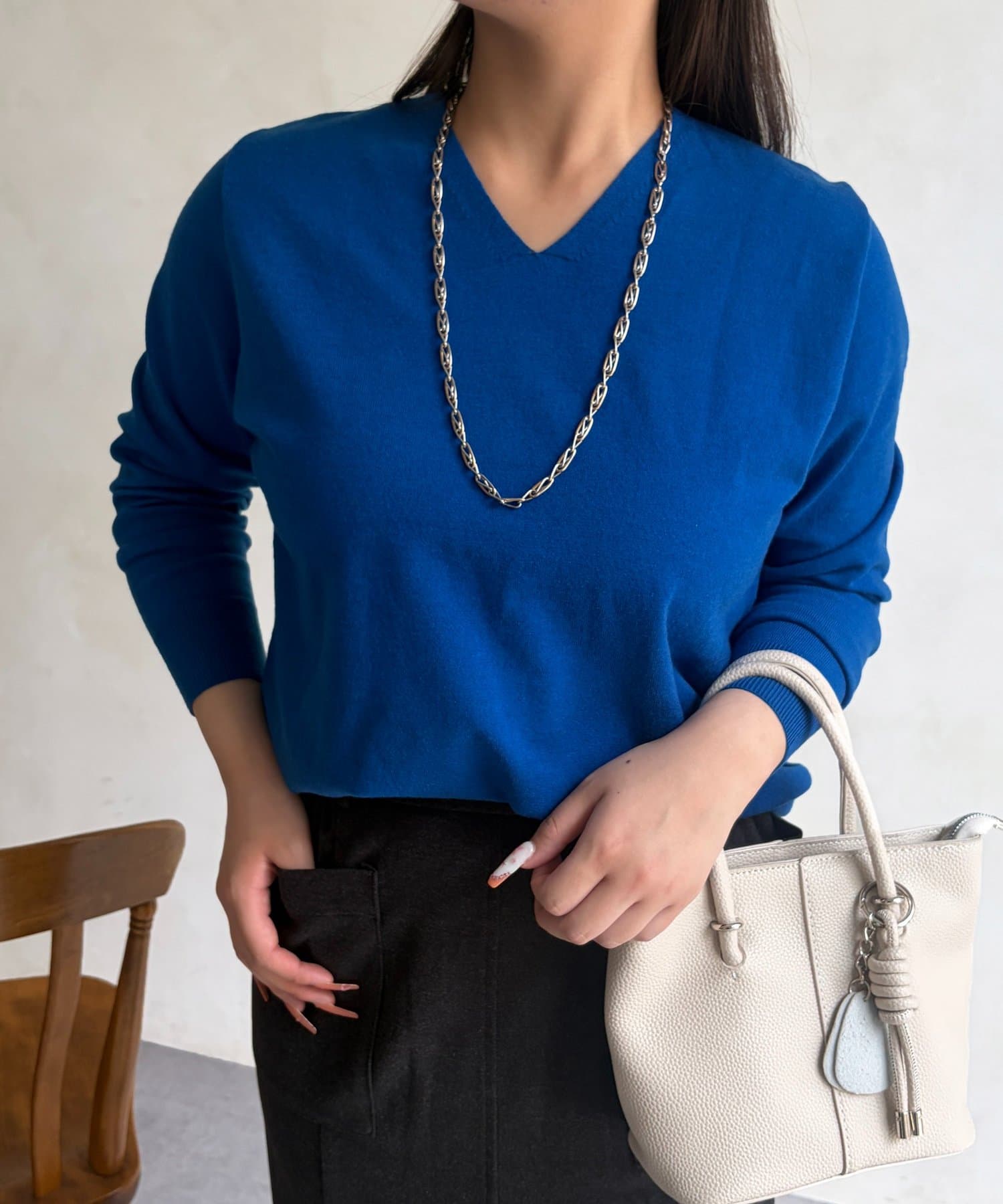 Chez toi(シェトワ) ストレッチVネックプルオーバー