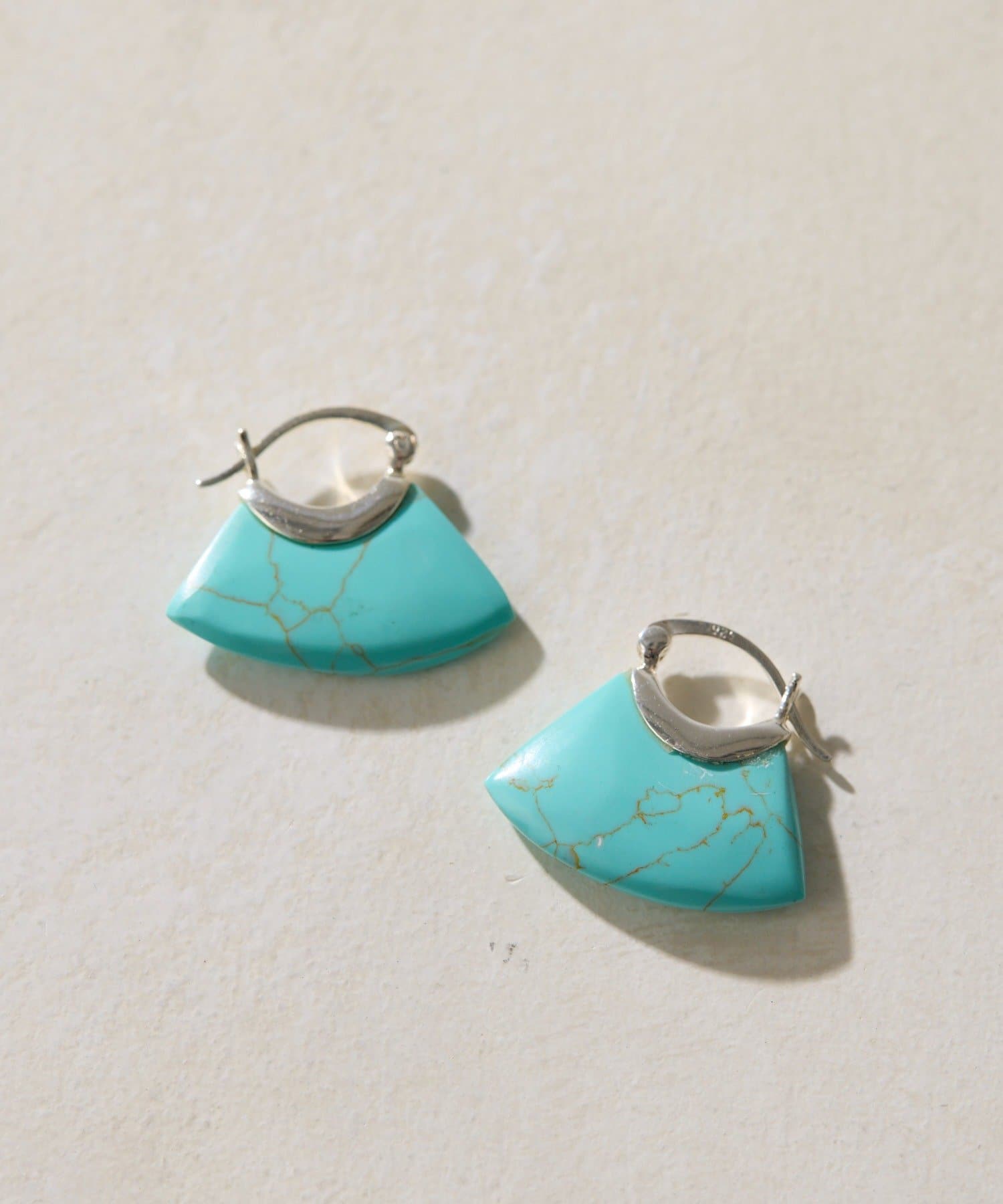 ear PAPILLONNER(イア パピヨネ) 《スターリングシルバー使用》ぽってりターコイズピアス