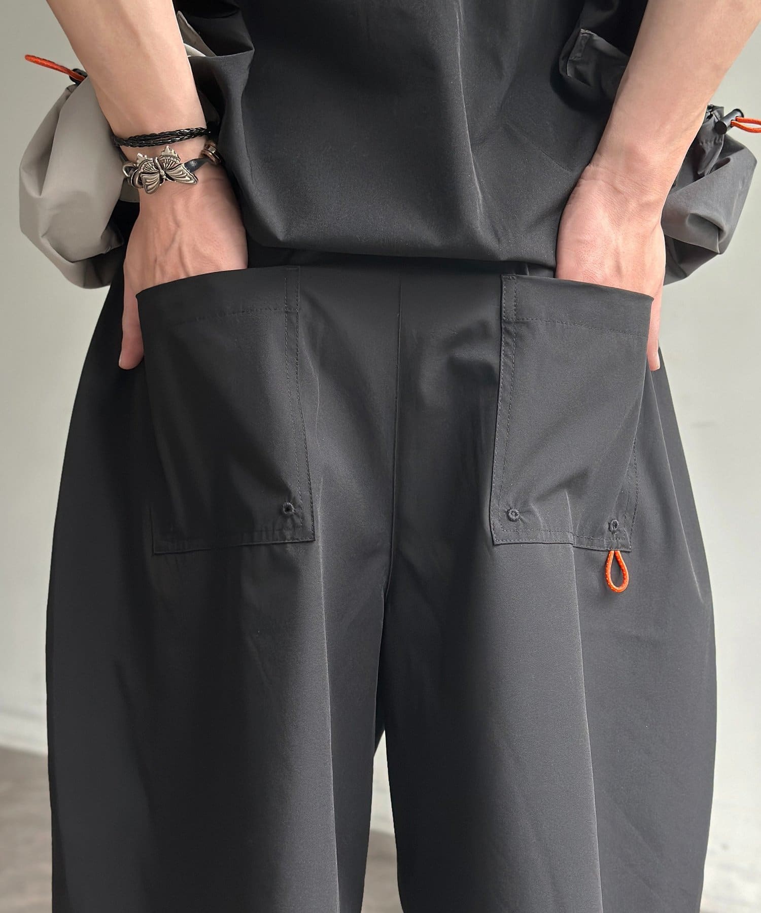 CPCM(シーピーシーエム) 【3点セット】ストレッチナイロンプルオーバーセットアップ