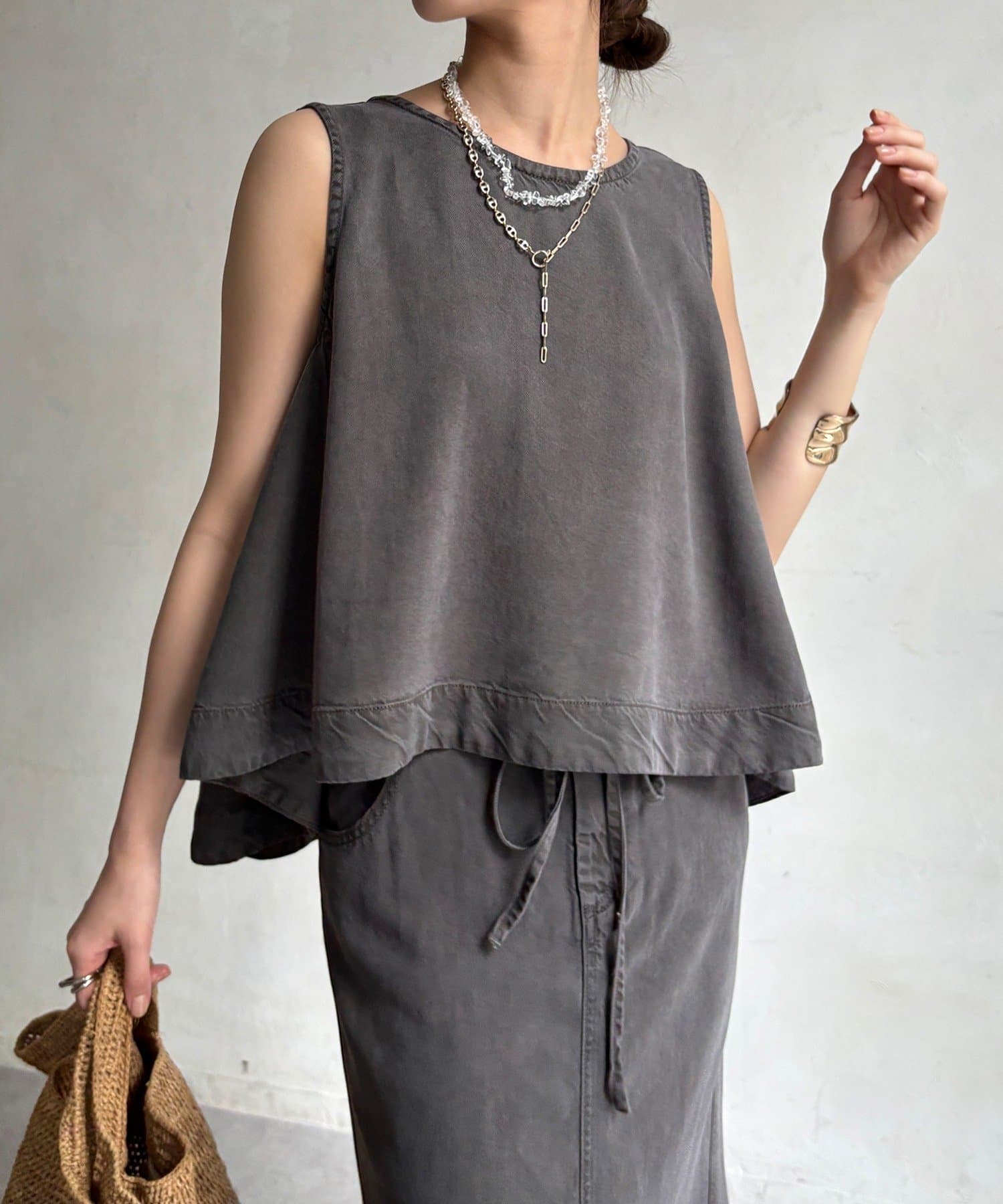 DOUDOU(ドゥドゥ) リヨセルバックフレアタンクブラウス