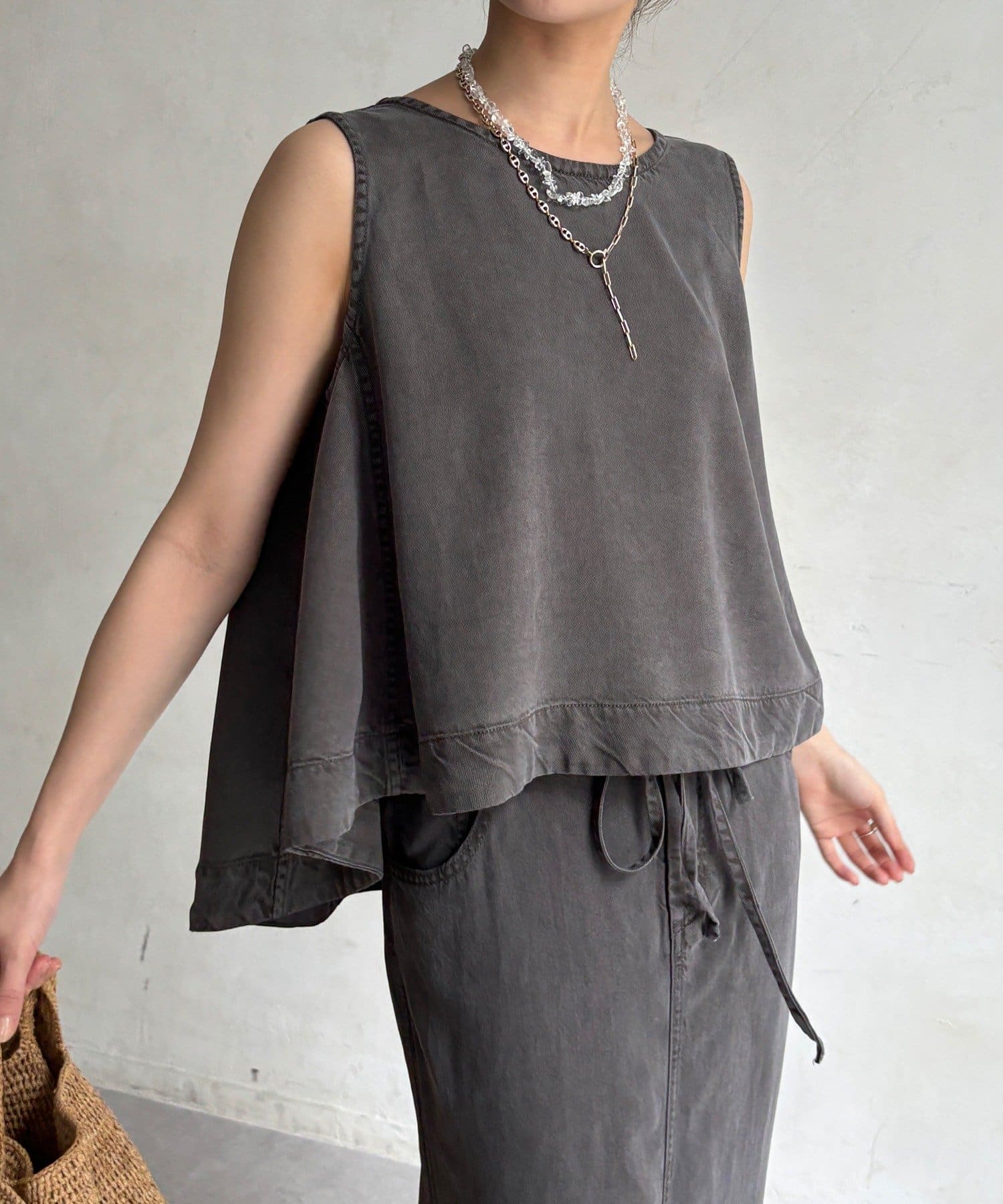 DOUDOU(ドゥドゥ) リヨセルバックフレアタンクブラウス