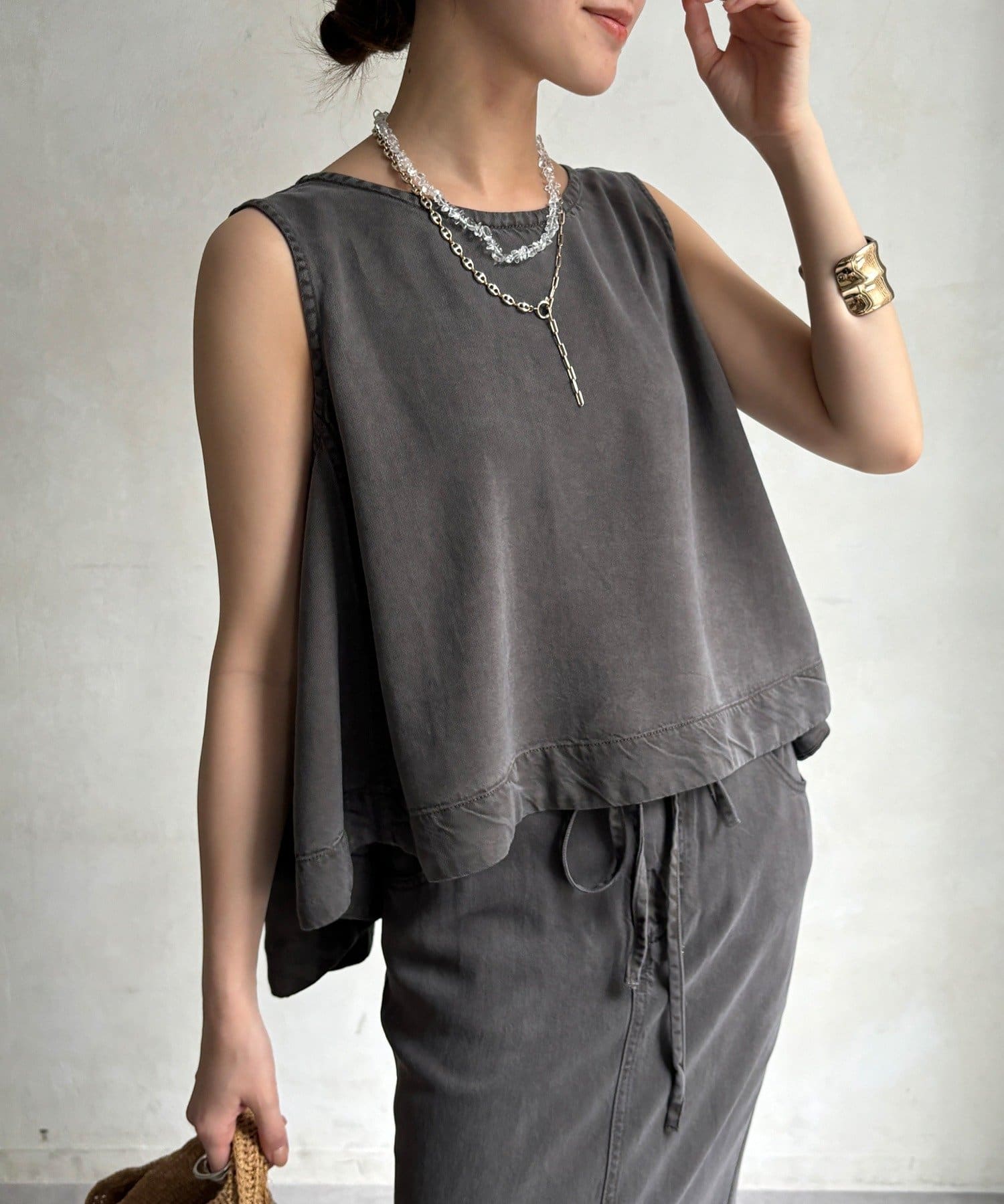 DOUDOU(ドゥドゥ) リヨセルバックフレアタンクブラウス