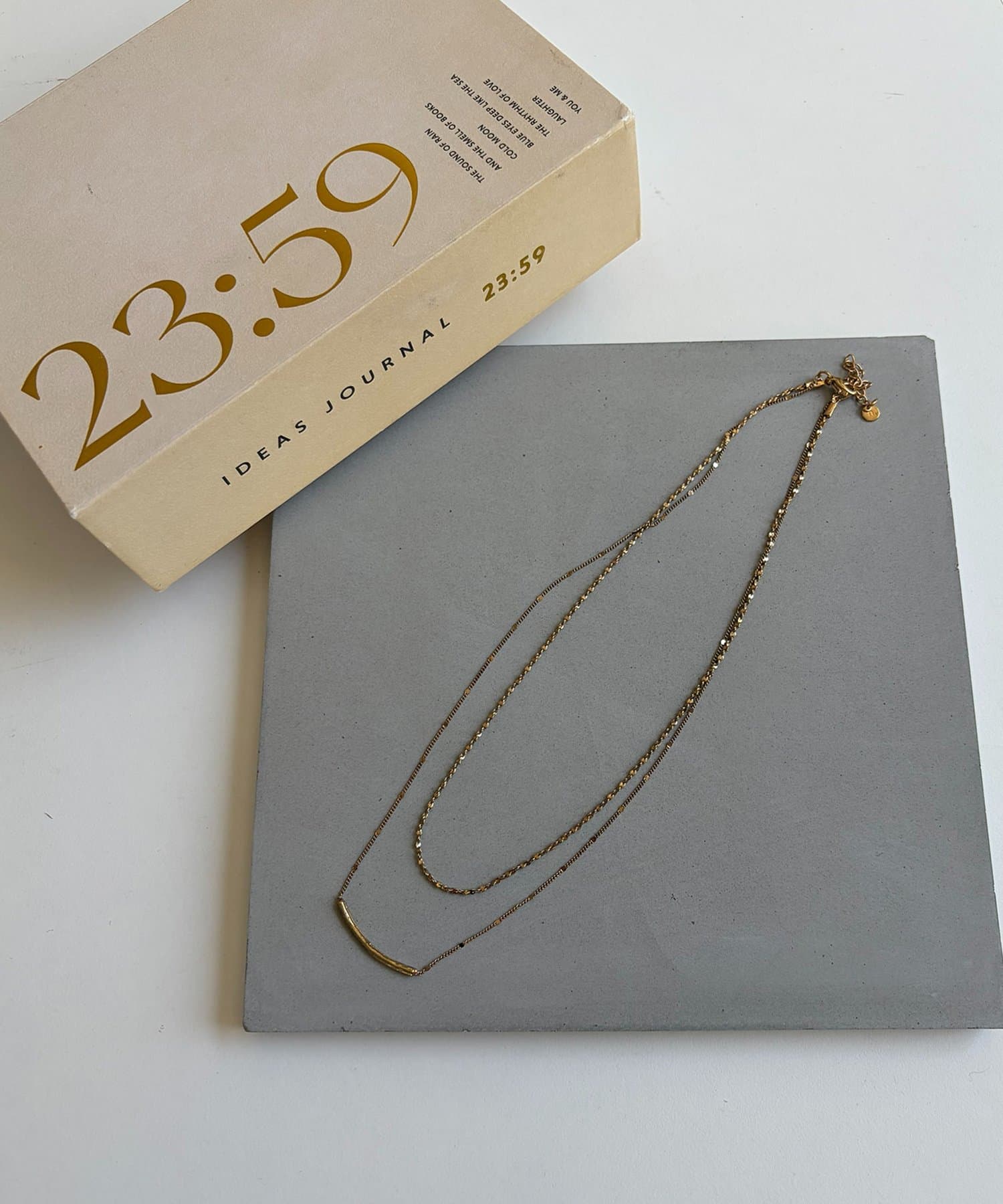 Thevon.(ゼヴォン) 【heilly】バー付き2連ネックレス