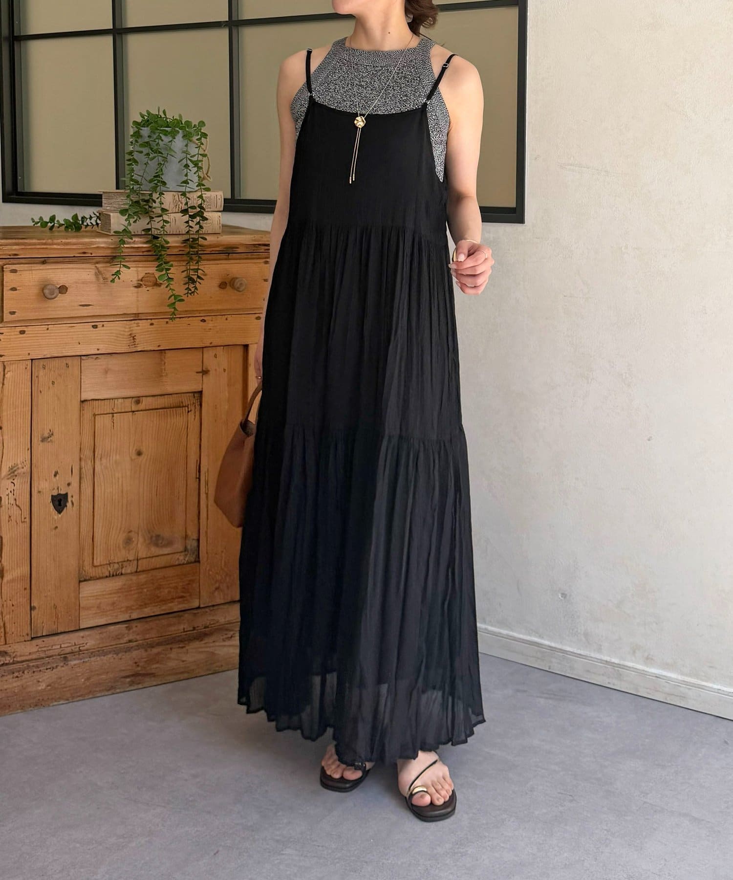 Thevon.(ゼヴォン) ワッシャープリーツキャミワンピース