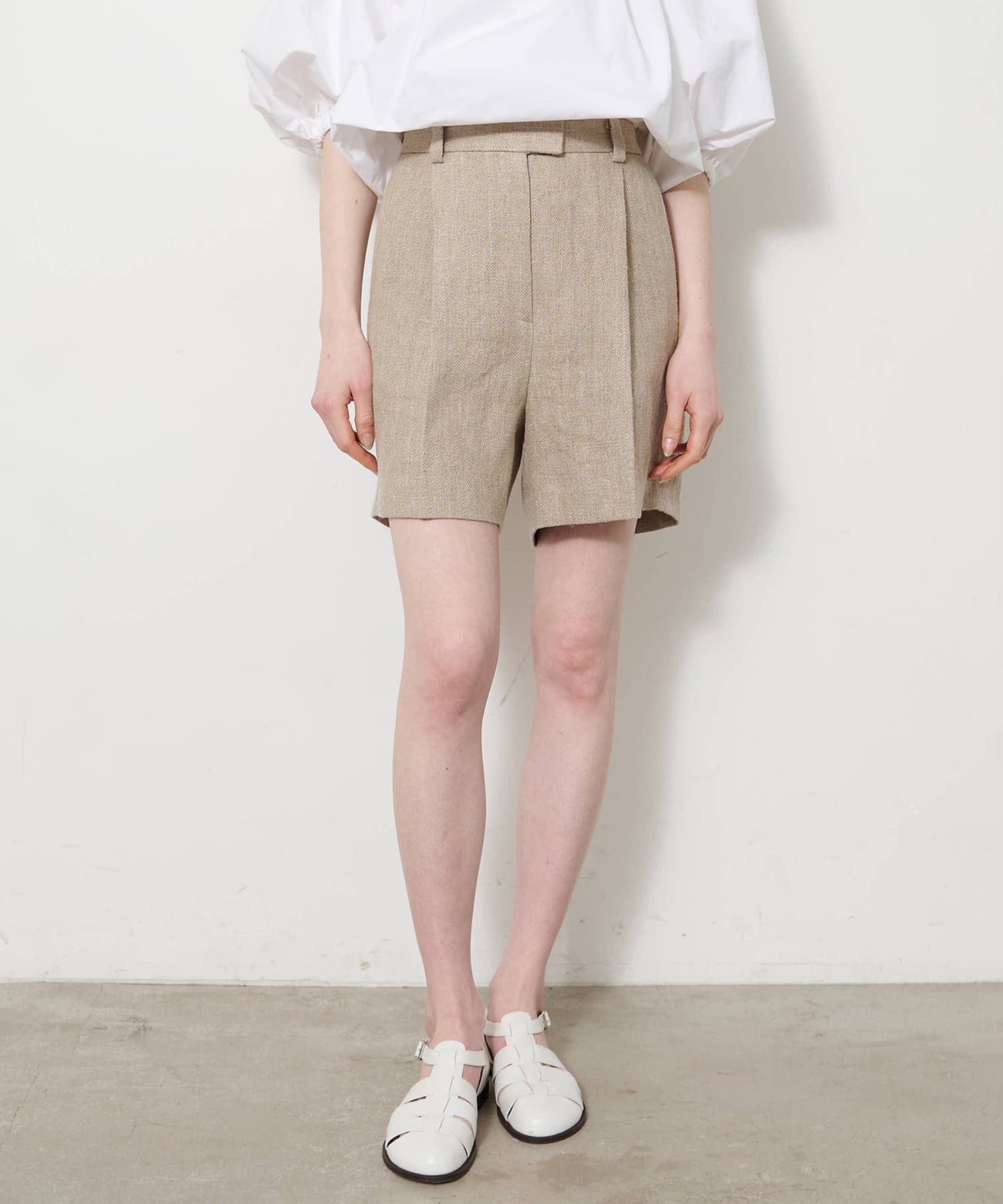 Whim Gazette(ウィム ガゼット) リネンハーフタックパンツ