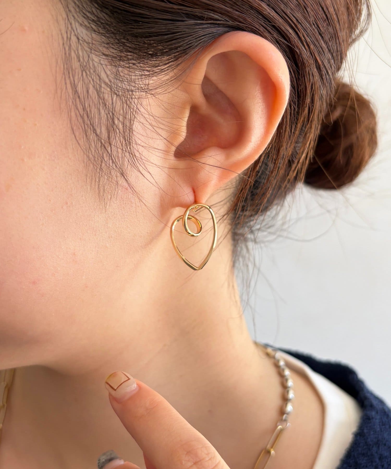Chez toi(シェトワ) ニュアンスハートラインピアス