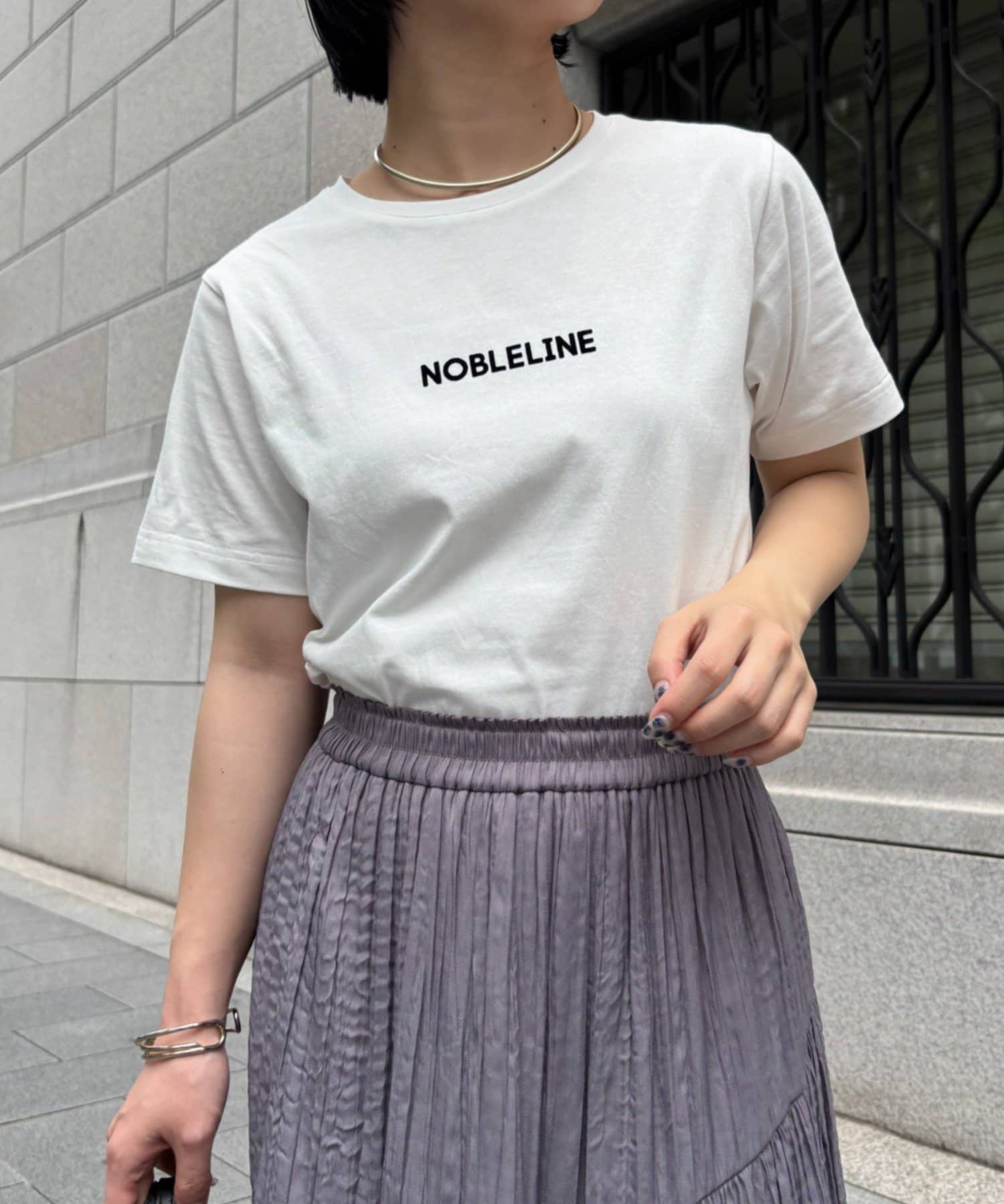 Jena　espace merveilleux(ジェナ　エスパスメルヴェイユ) フロッキーロゴTシャツ