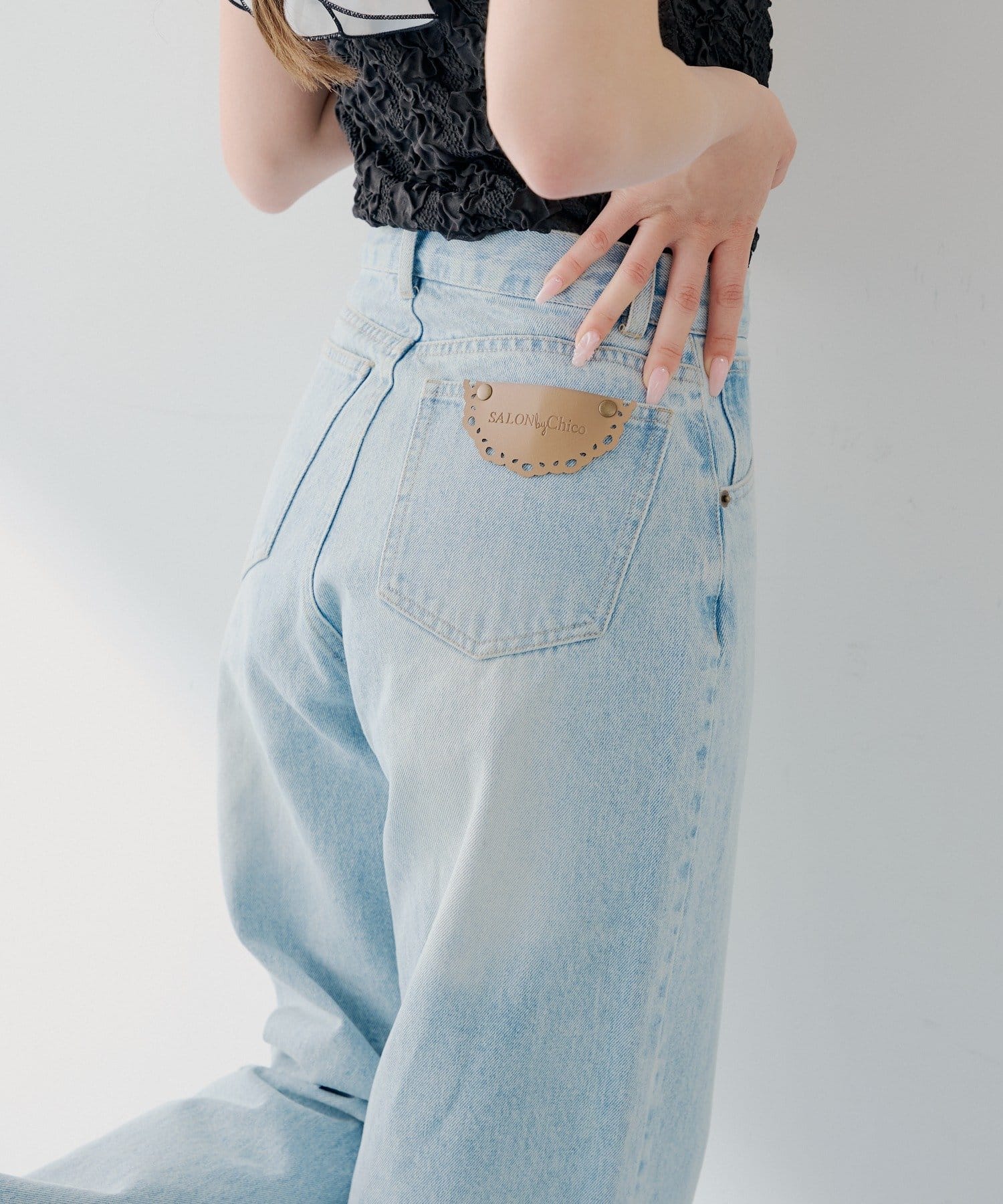 Chico(チコ) 【SALON by Chico】ハイウエストストレートワイドデニムパンツ