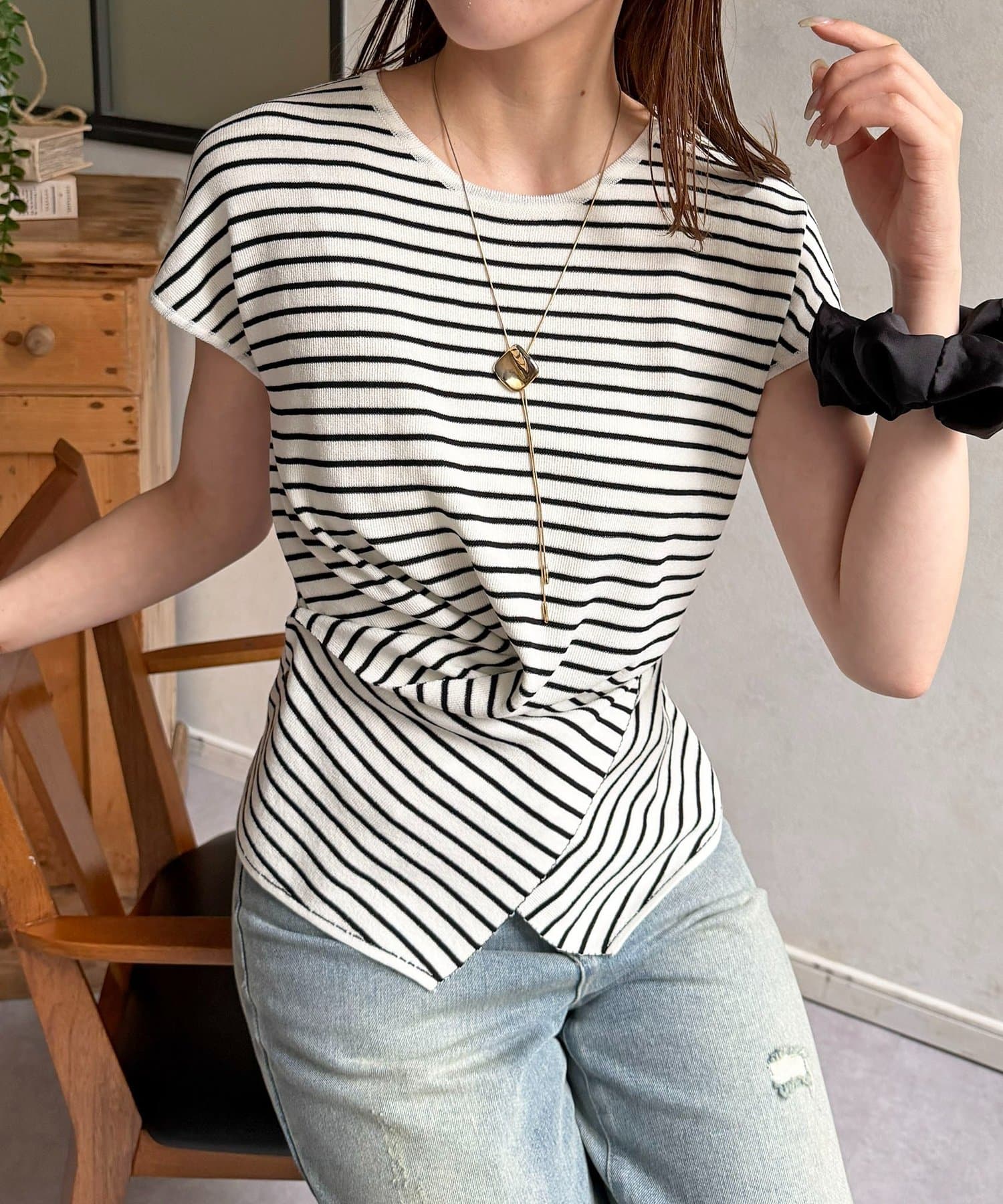 Thevon.(ゼヴォン) アシメクロスフレンチニット