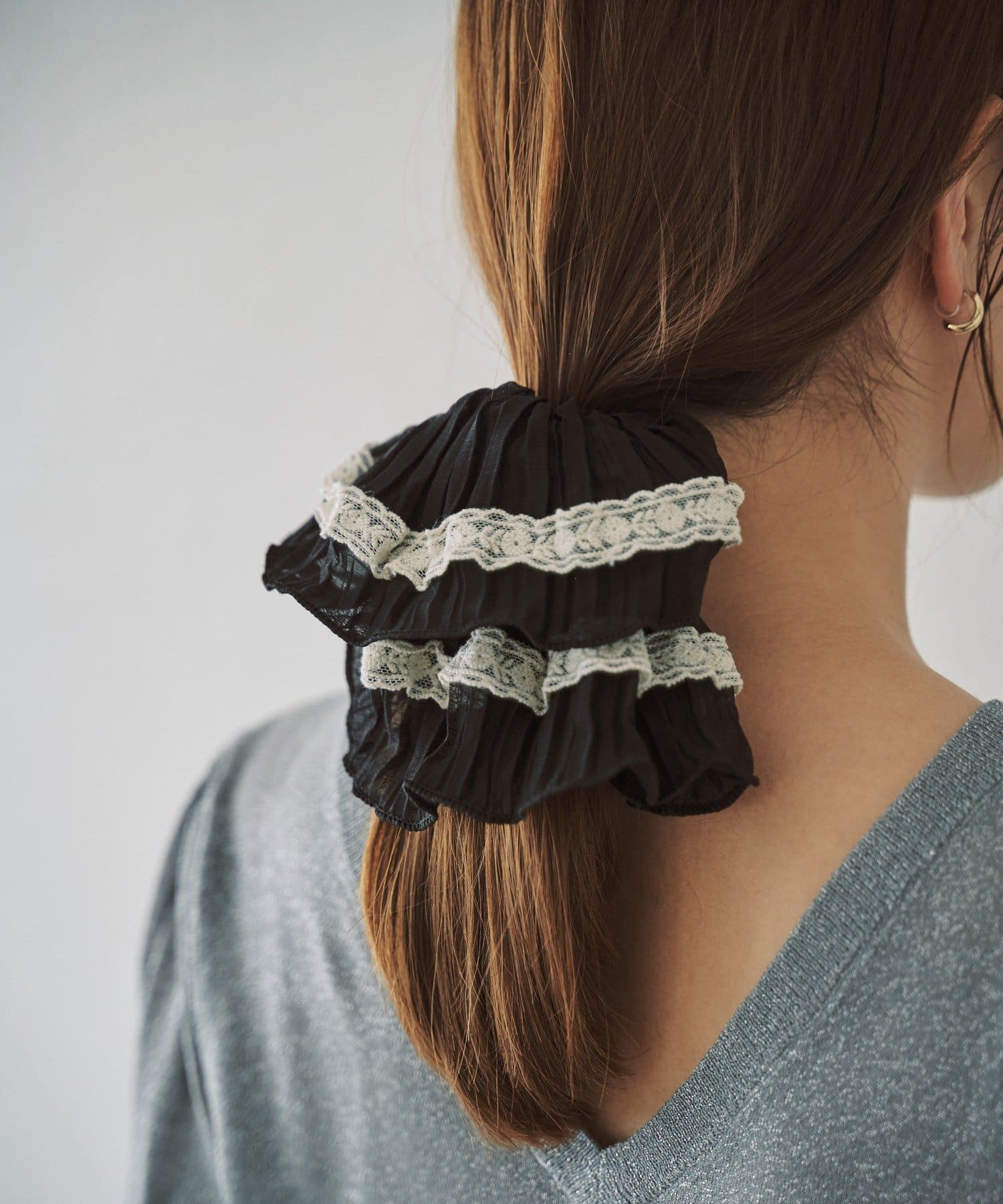 SHENERY(シーナリー) レースプリーツシュシュ