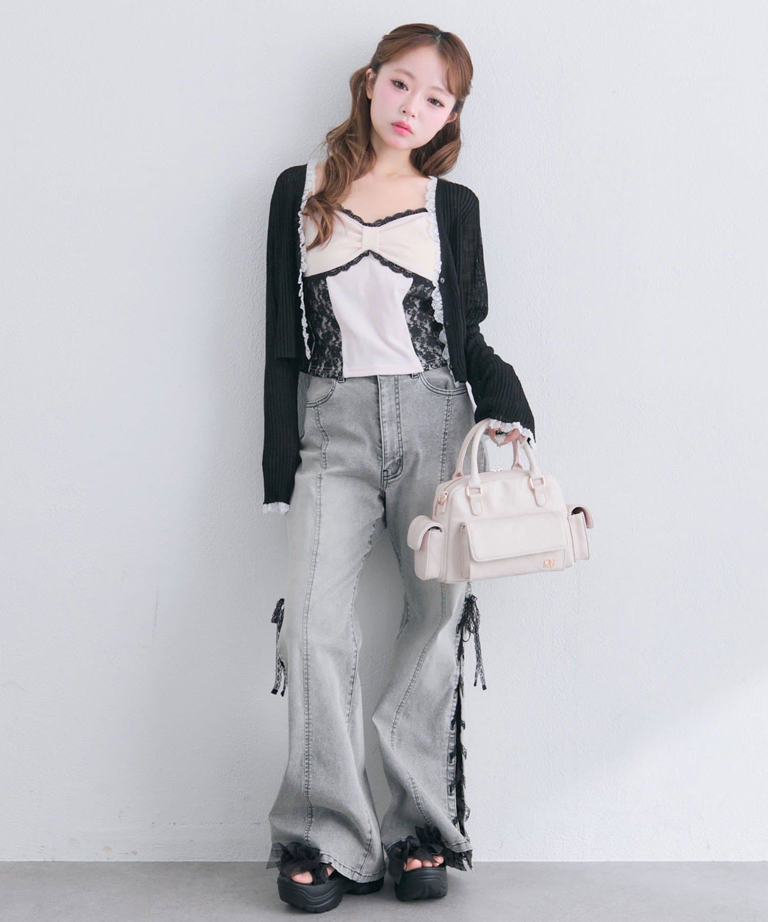 OLIVE des OLIVE(オリーブ デ オリーブ) サイドレースアップストレッチフレアパンツ