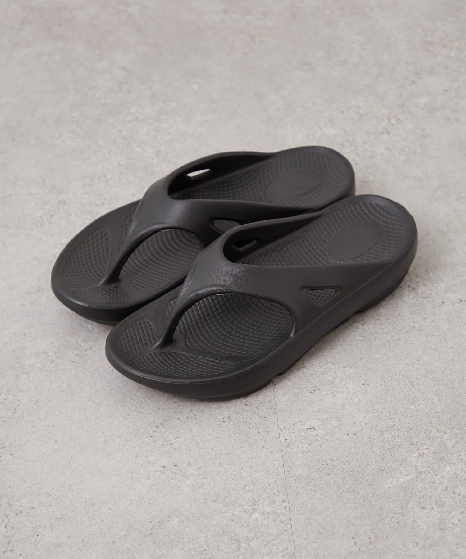 Remind me and forever(リマインドミーアンドフォーエバー) 【超軽量】エアリートングサンダル