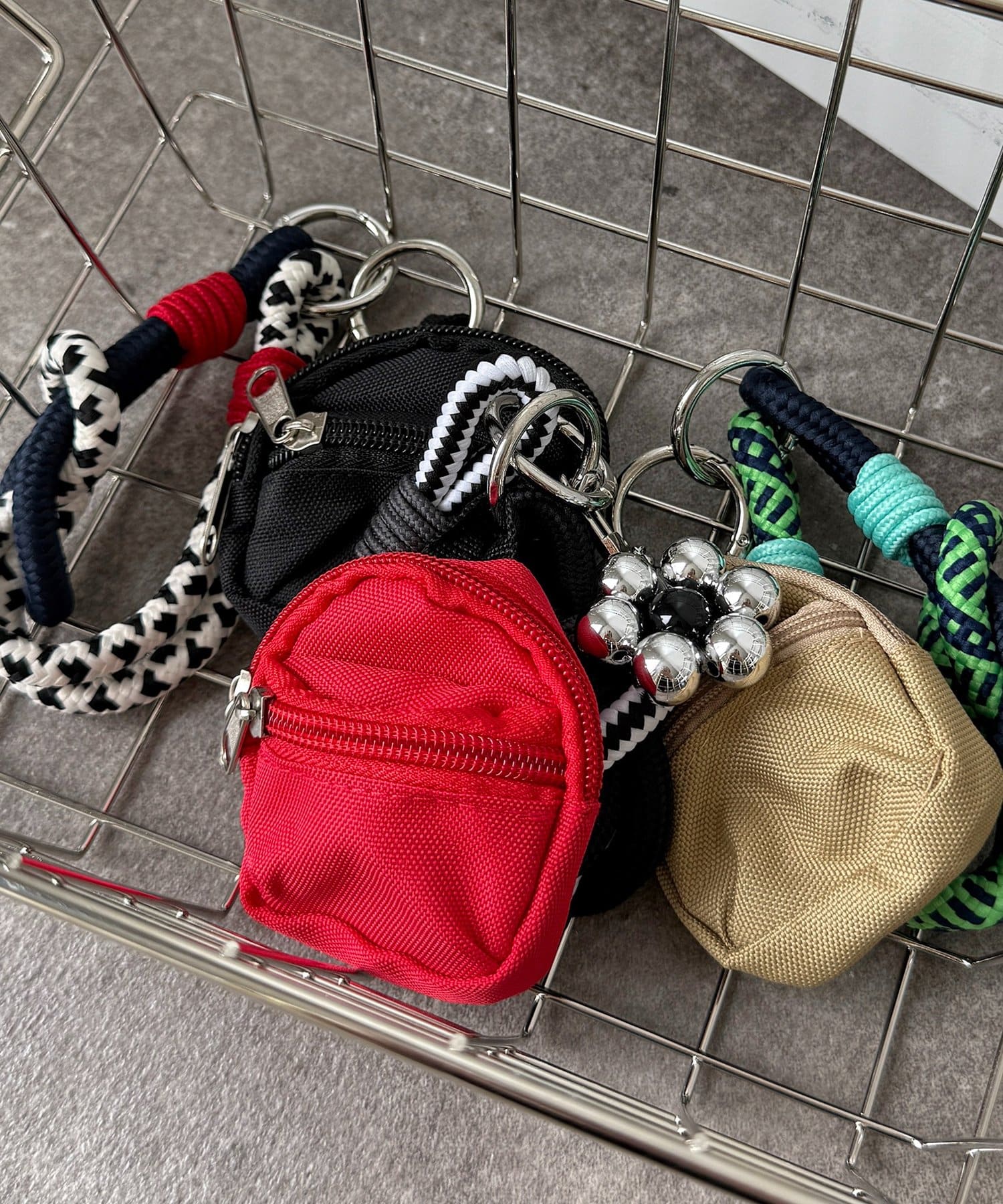 CPCM(シーピーシーエム) ミニリュックパラコードチャーム