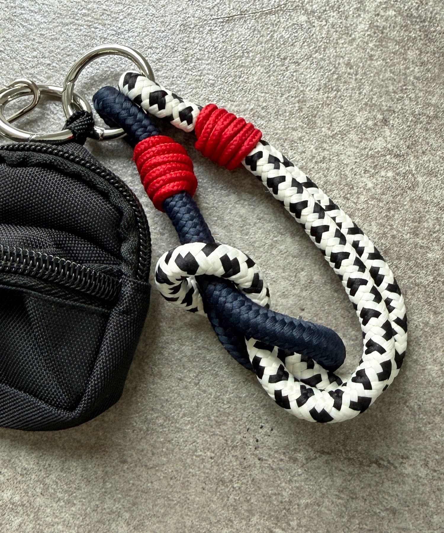 CPCM(シーピーシーエム) ミニリュックパラコードチャーム