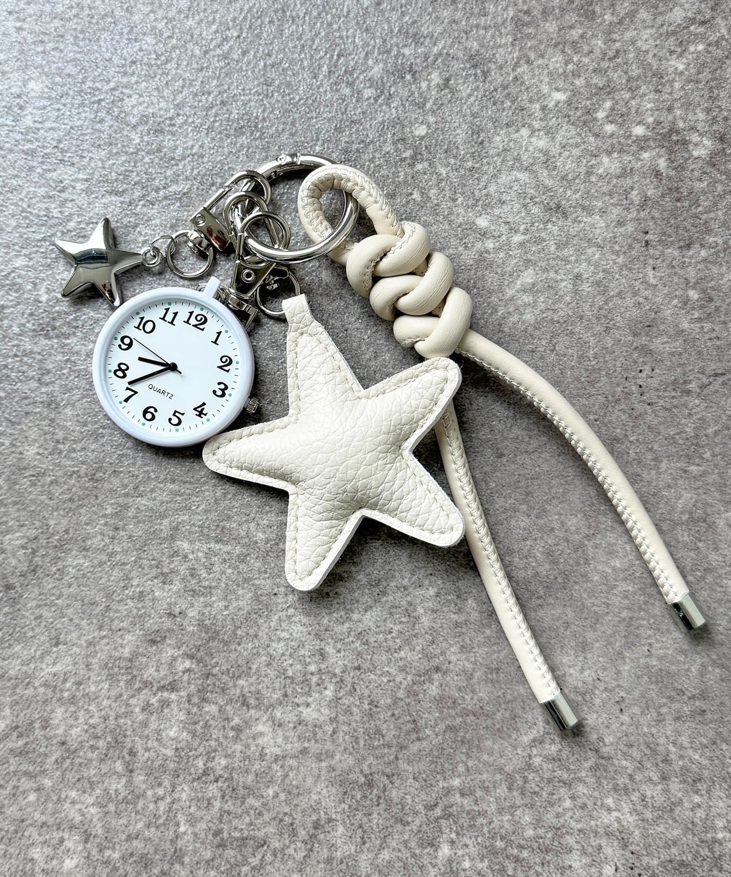 CPCM(シーピーシーエム) 時計付きレザーチャーム