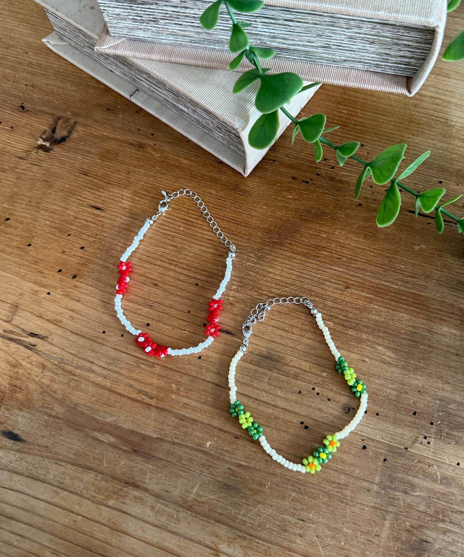 CPCM(シーピーシーエム) フラワービーズブレスレット