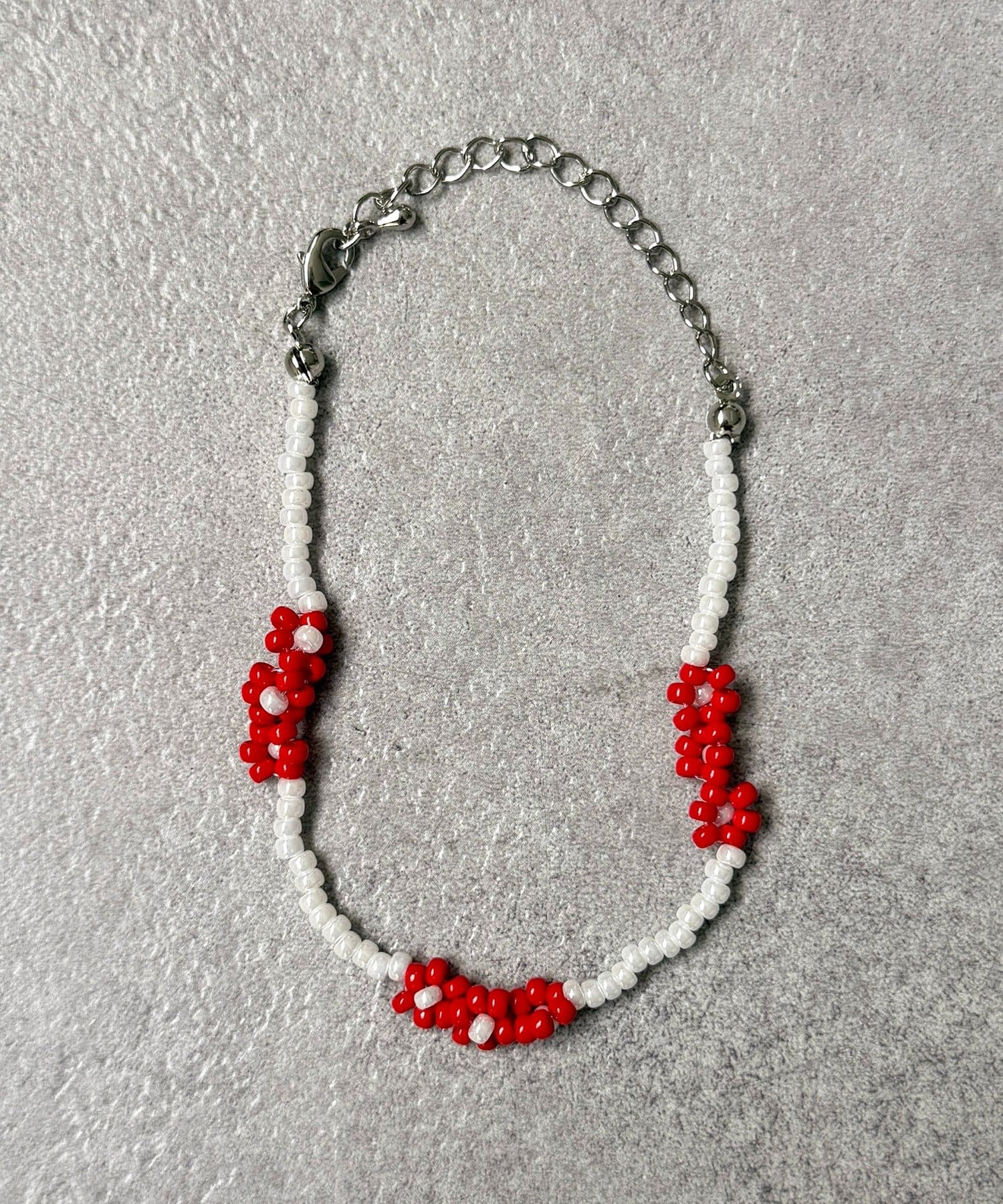 CPCM(シーピーシーエム) フラワービーズブレスレット