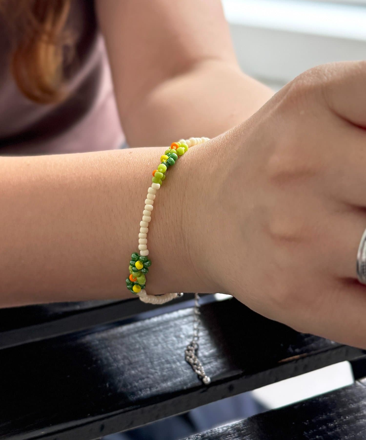 CPCM(シーピーシーエム) フラワービーズブレスレット