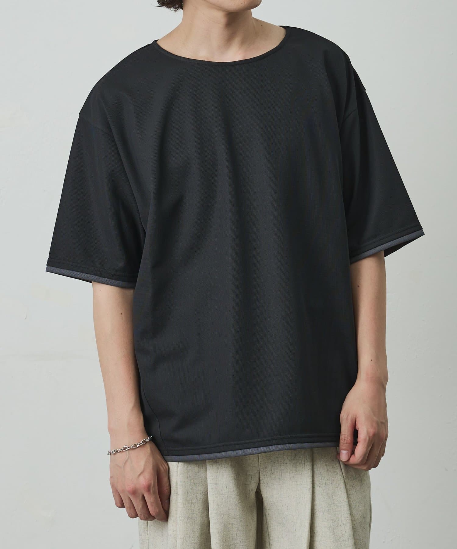 COLONY 2139(コロニー トゥーワンスリーナイン) メッシュポンチラウンドヘムレイヤーTEE