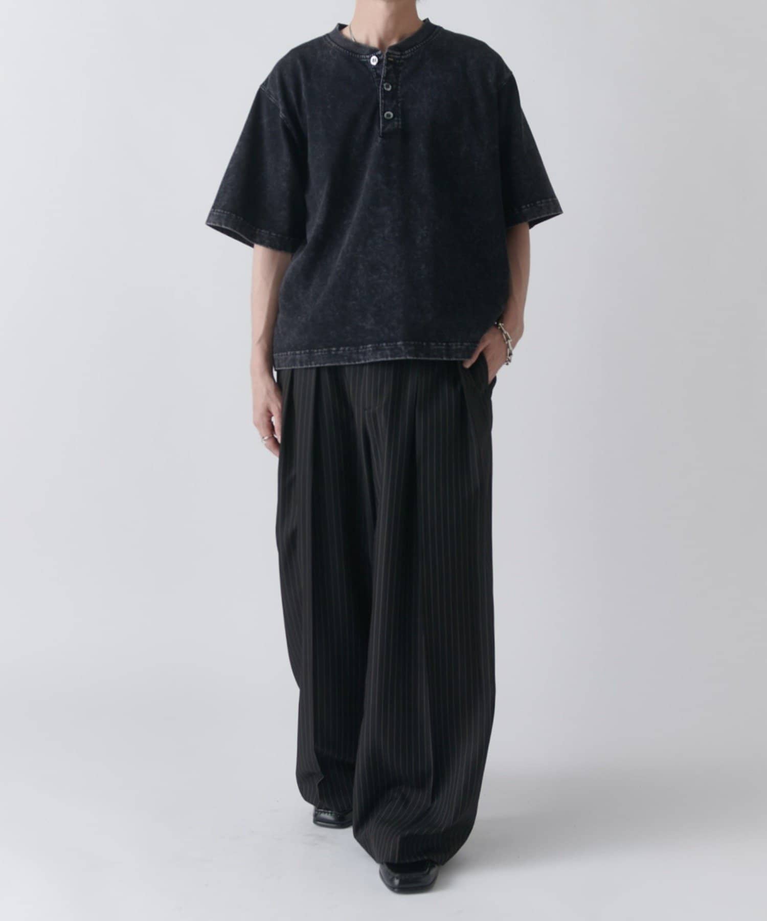 Lui's(ルイス) コットンヘンリーネックTシャツ