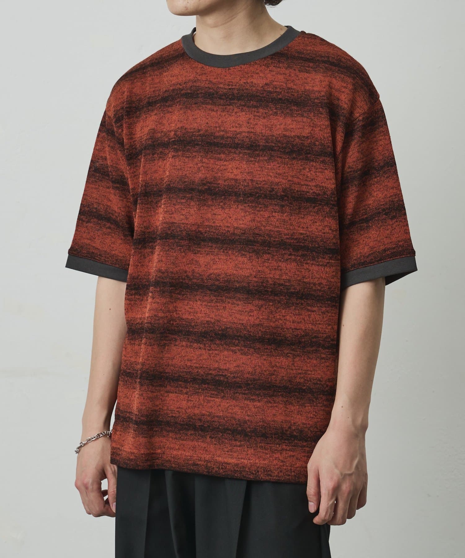 COLONY 2139(コロニー トゥーワンスリーナイン) 粗編みカットボーダーTEE