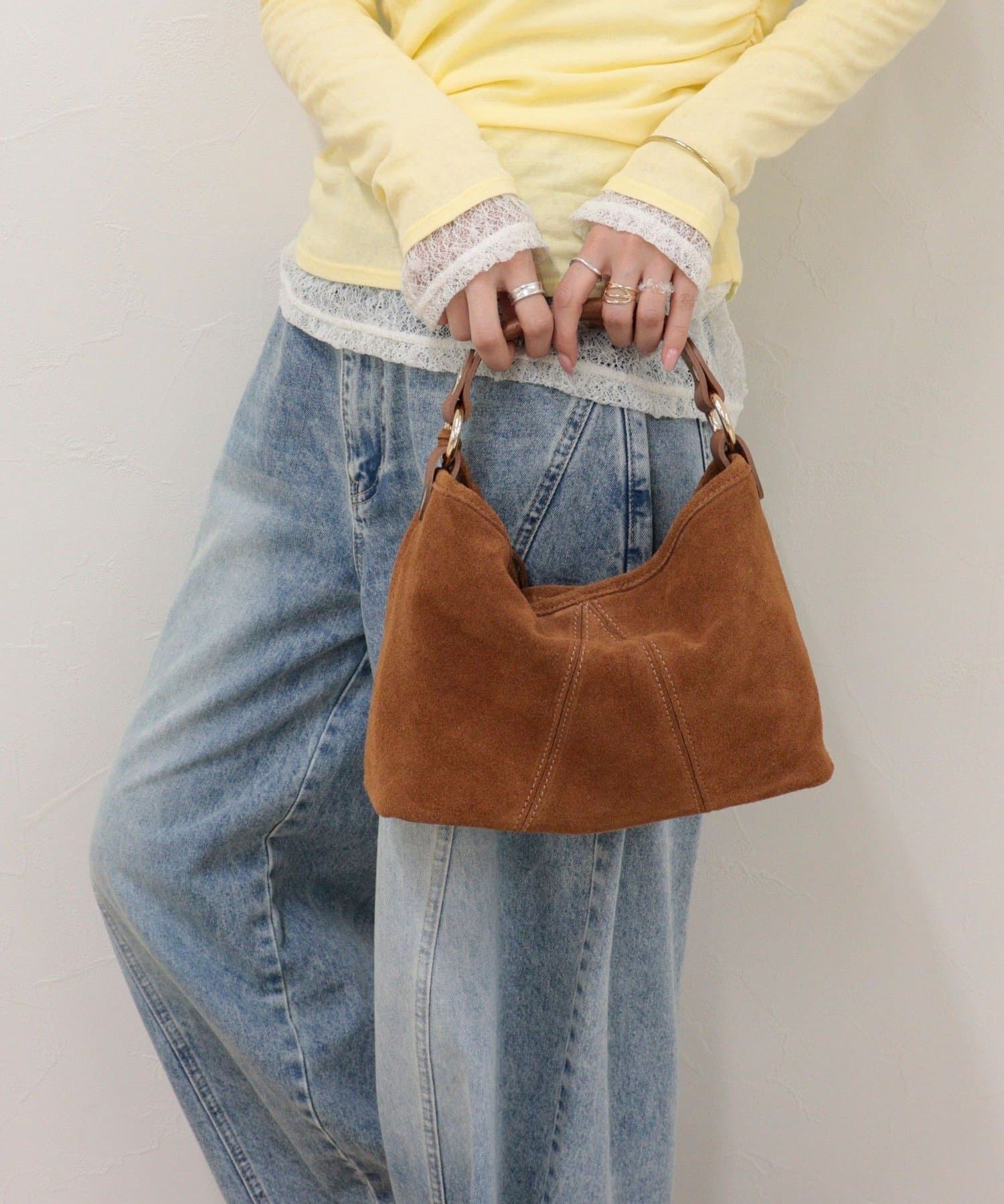 FREDY & GLOSTER(フレディ アンド グロスター) 【AULENTTI/オーレンティ】スエードタッセルワンハンドルバッグ