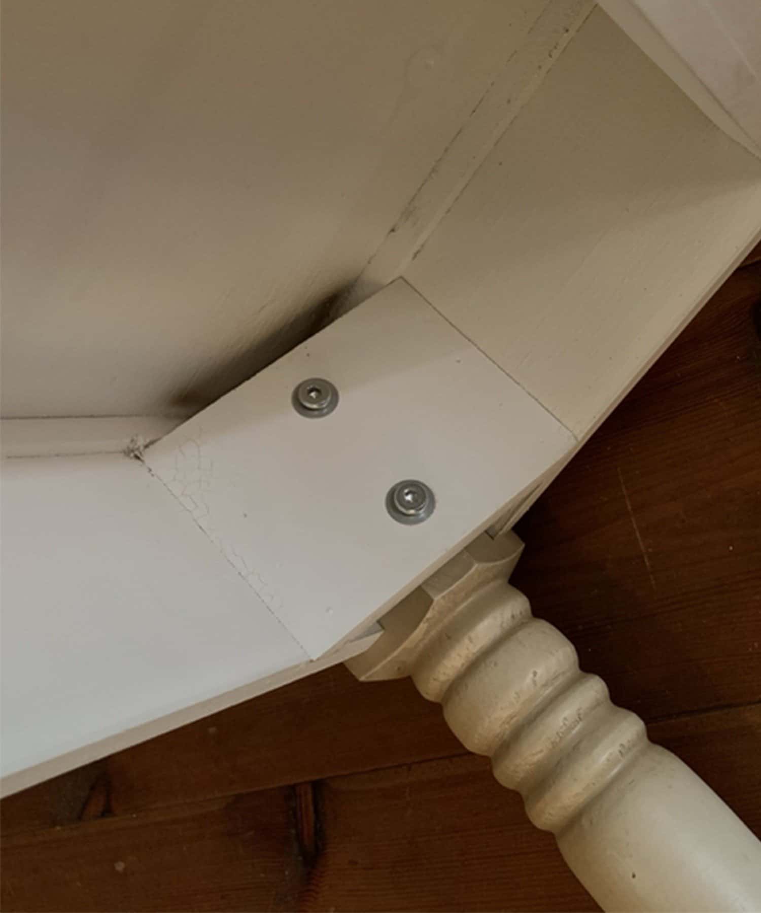 salut!(サリュ) 《WEB限定再入荷》ホワイトローテーブル