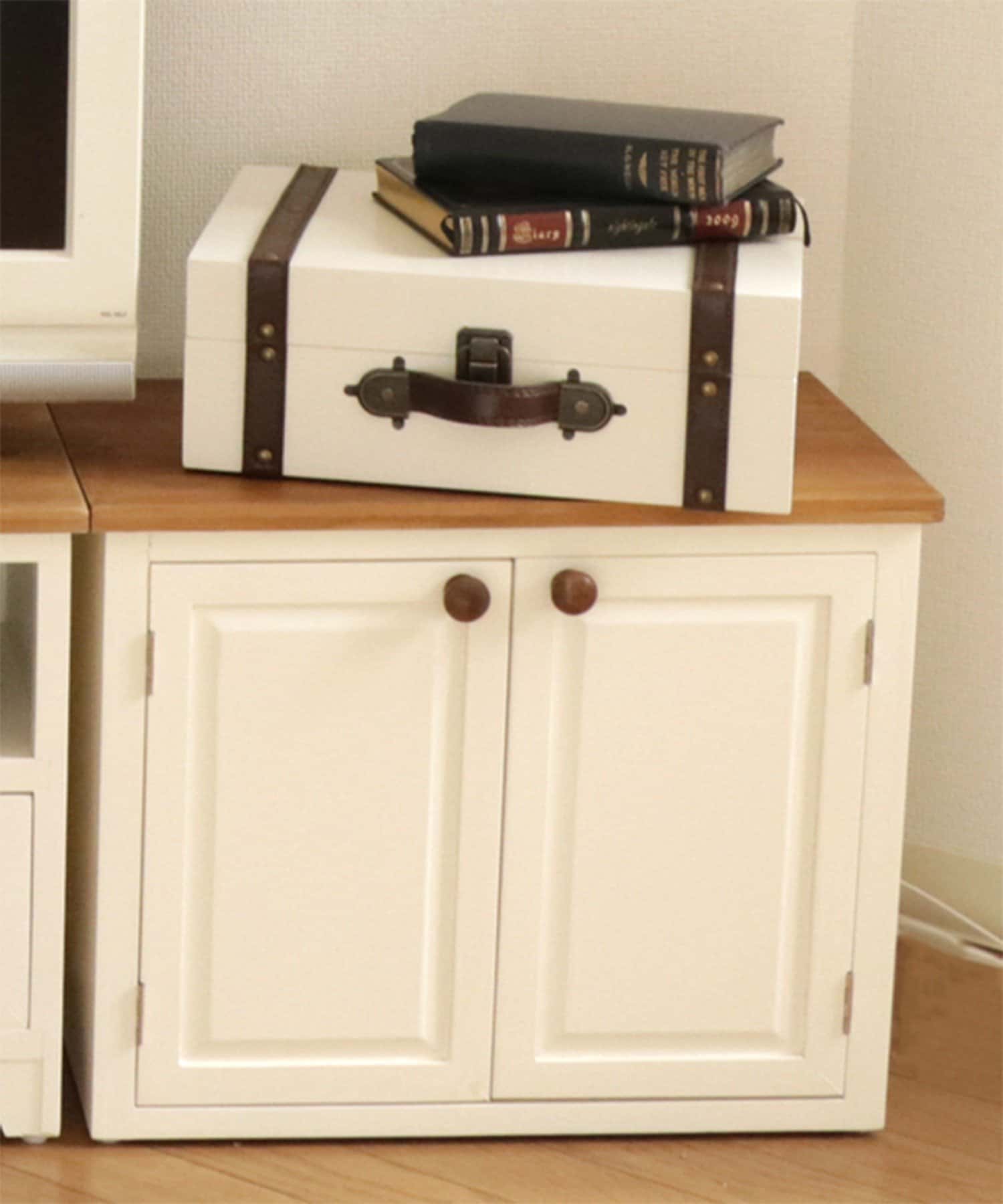 salut!(サリュ) 《WEB限定再入荷》オールドウッド両開きキャビネット