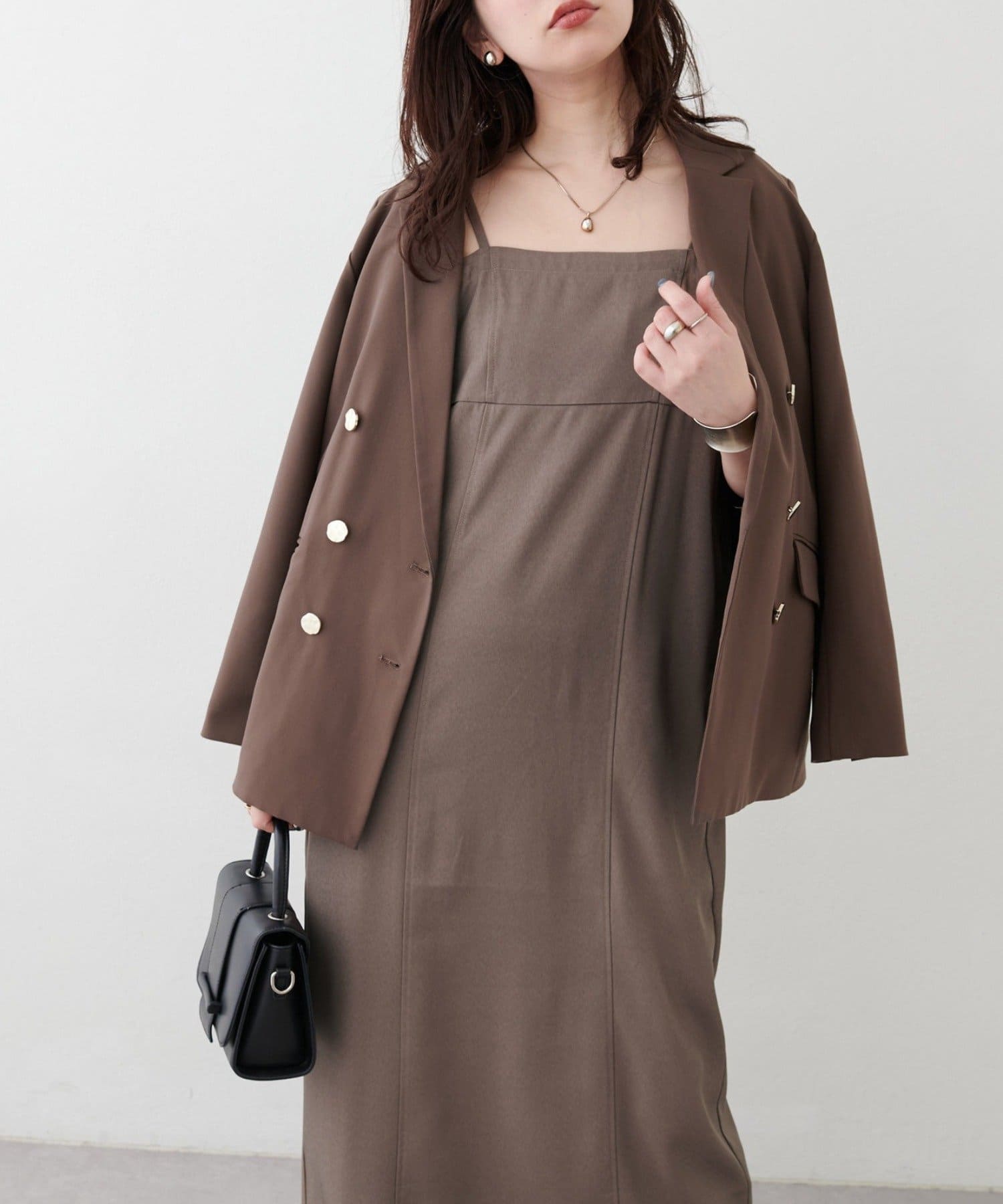 NICE CLAUP / OLIVE des OLIVE OUTLET(ナイスクラップ  / オリーブ デ オリーブ アウトレット) 【natural couture】肩ヒモ細リボンシンプルキャミワンピース