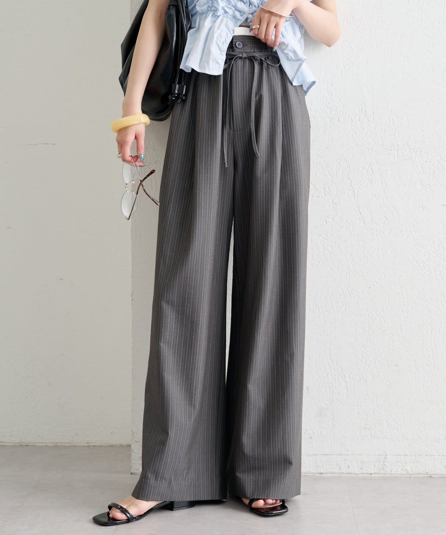 mystic(ミスティック) 【夏も涼しい素材でリニューアル / 新色】26SS Wベルトパンツ