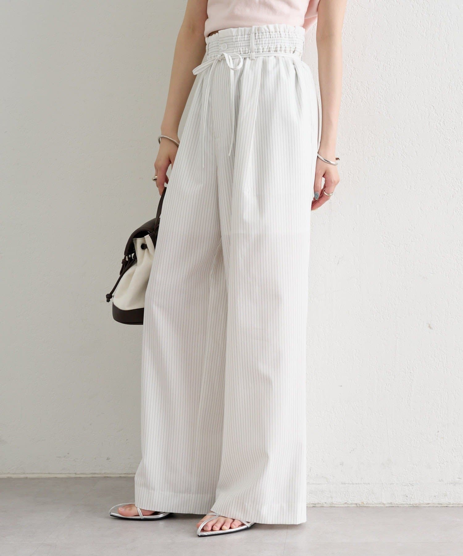 mystic(ミスティック) 【夏も涼しい素材でリニューアル / 新色】26SS Wベルトパンツ