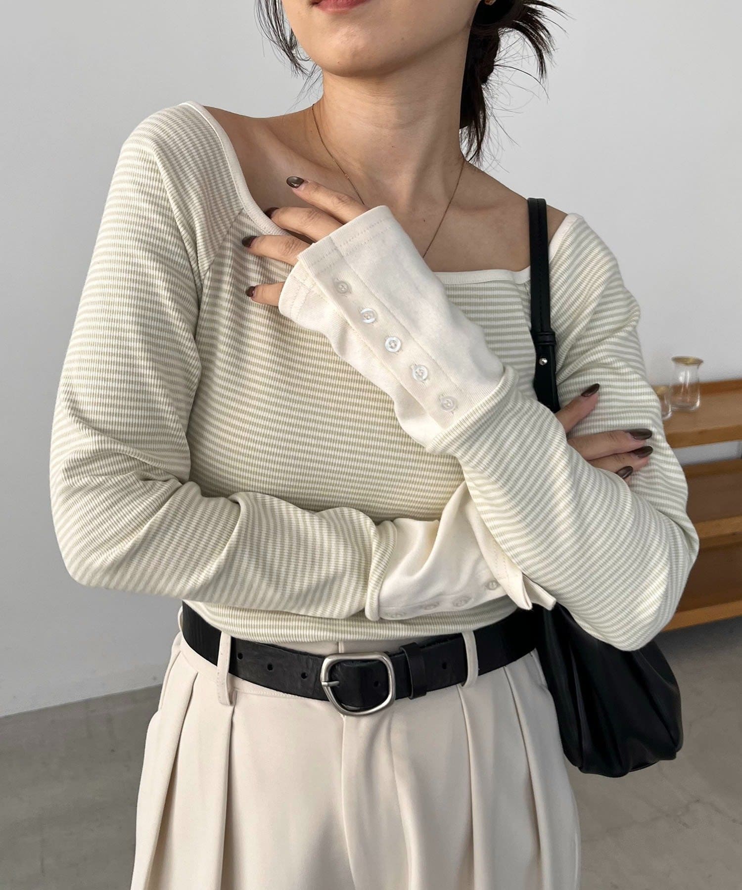 ボーダー袖ボタンロンT CAPRICIEUX LE'MAGE】ボーダー袖ボタンロンT | OUTLET(アウトレット