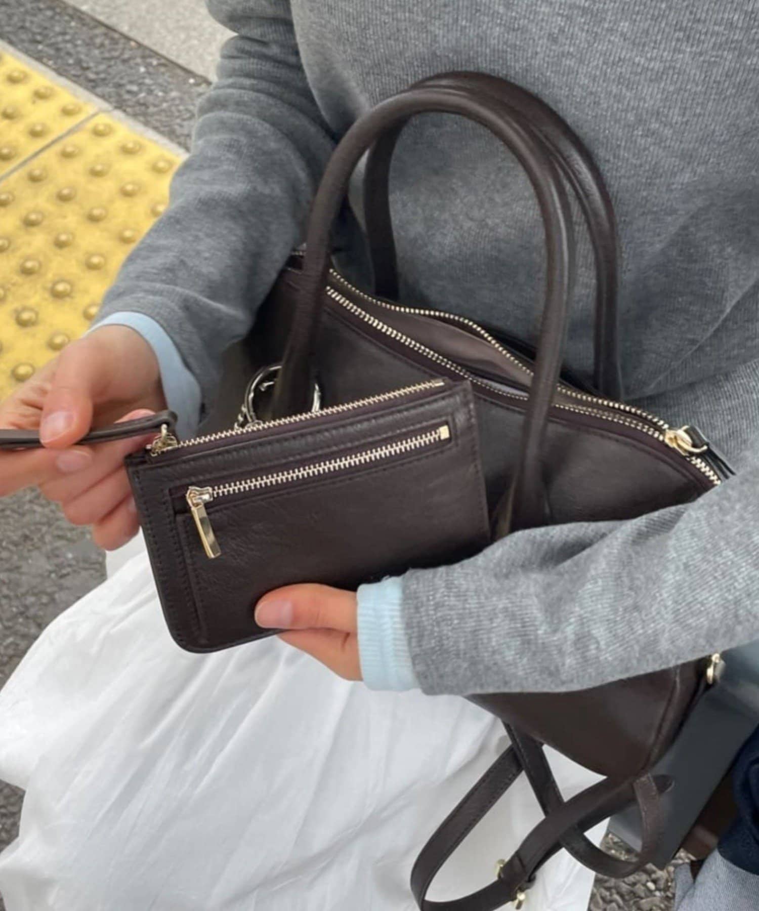 OUTLET(アウトレット) 【ear PAPILLONNER】《本革》ミニレザーフラグメントケース