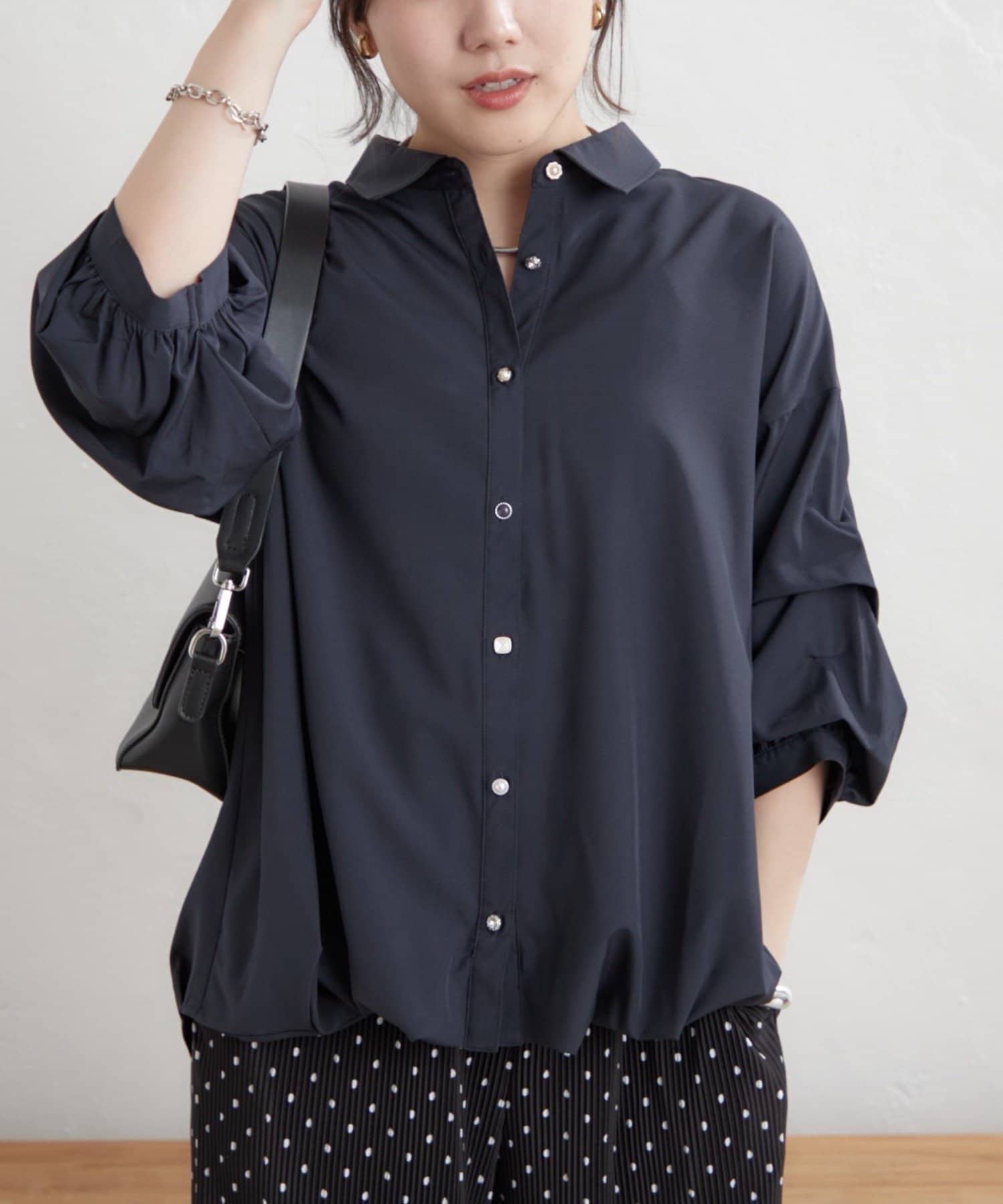 Remind me and forever(リマインドミーアンドフォーエバー) 《人気シリーズ》段々袖タケノコタックブラウス