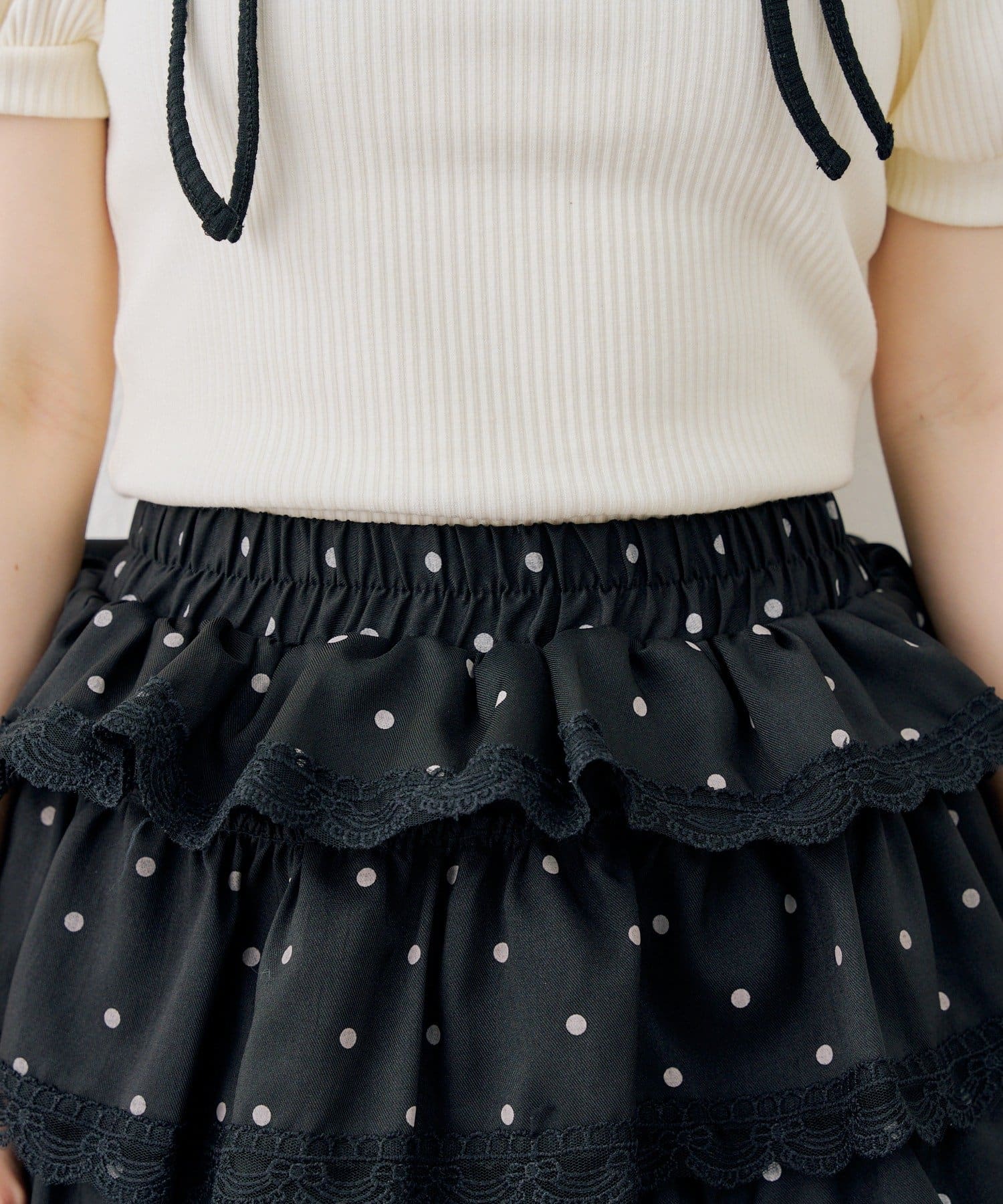 NICE CLAUP / OLIVE des OLIVE OUTLET(ナイスクラップ  / オリーブ デ オリーブ アウトレット) 【continuer】ドットレースティアードミニスカート