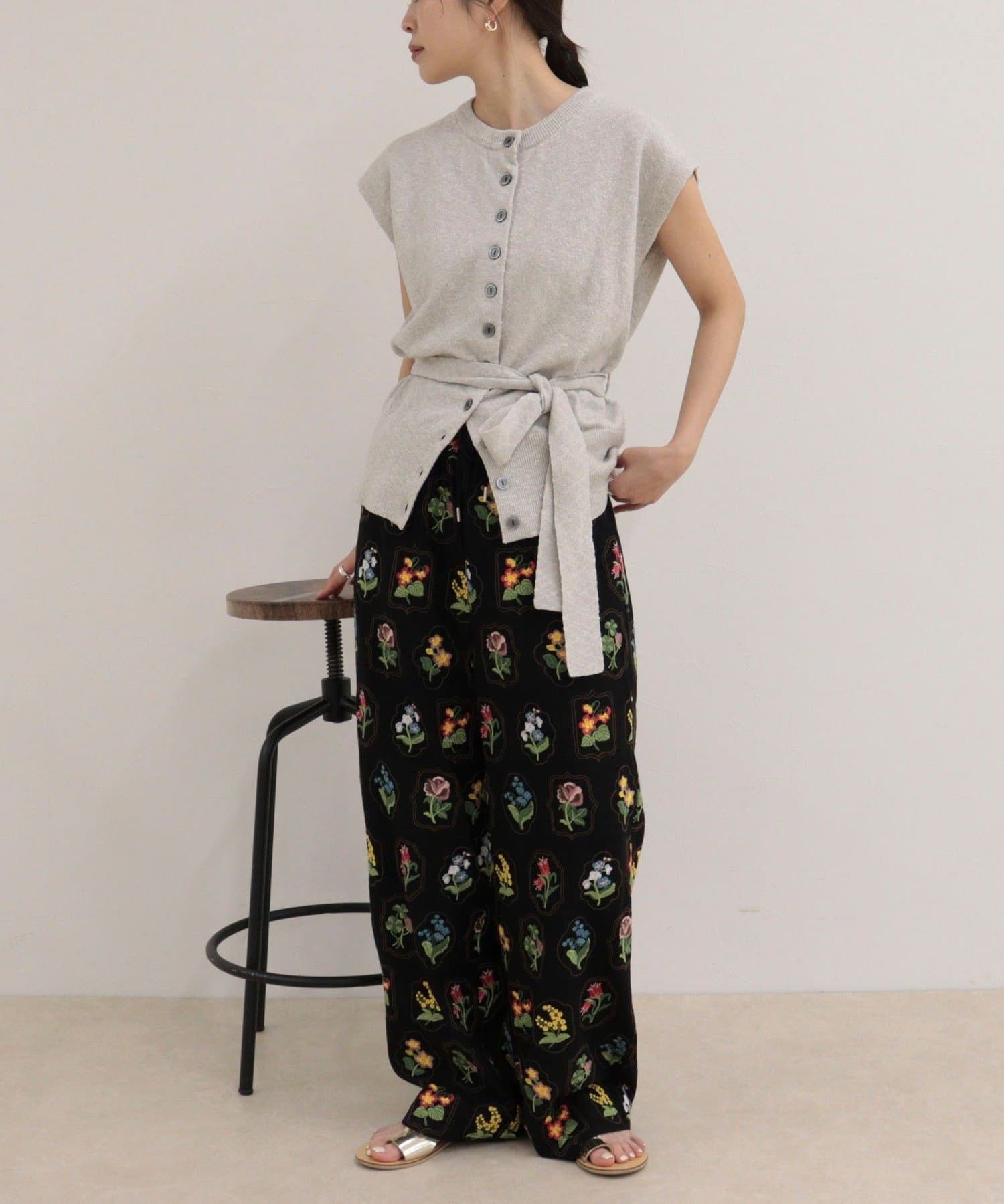 FREDY & GLOSTER(フレディ アンド グロスター) ベルト付きニットベスト