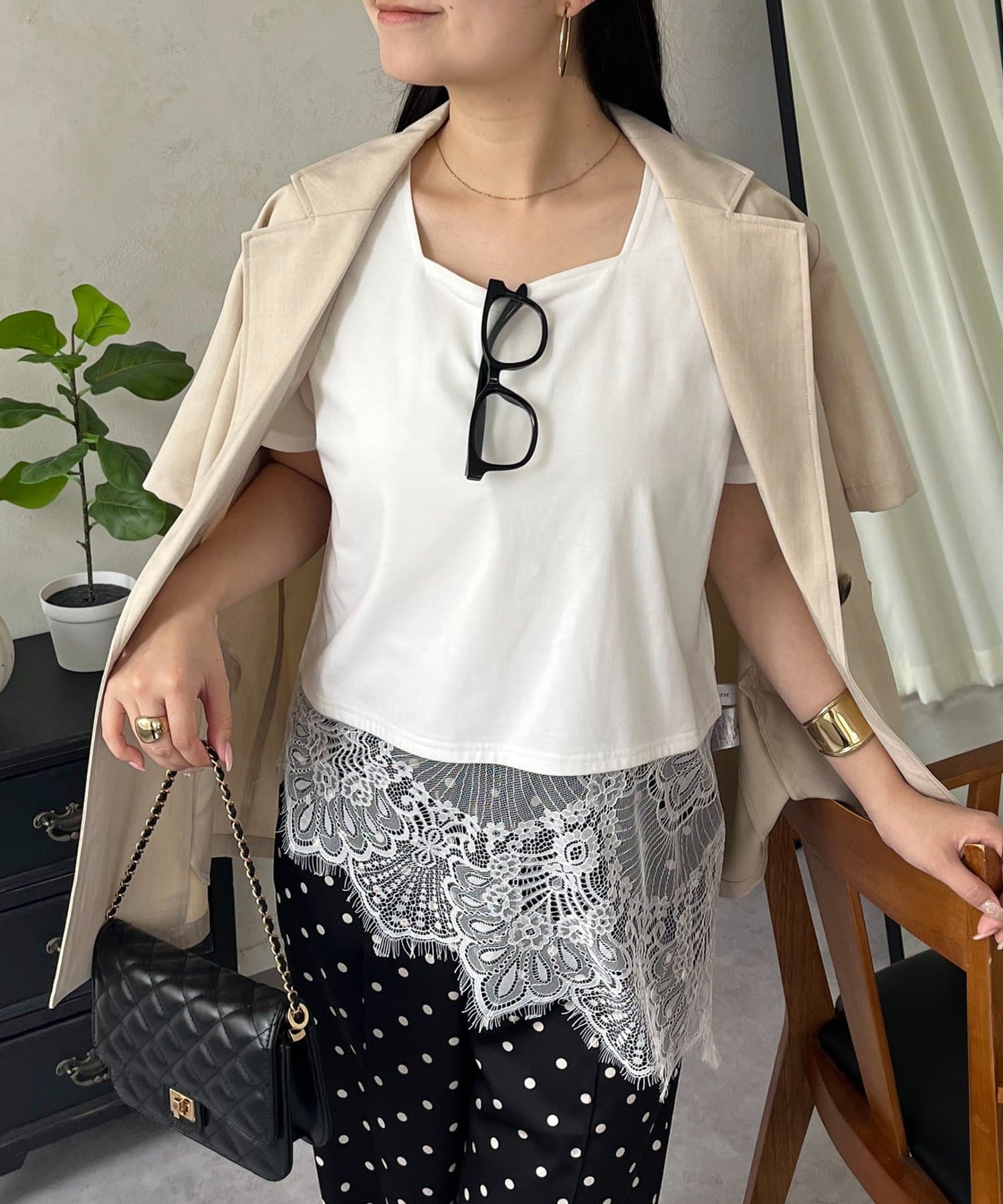 prose verse(プロズヴェール) スクエアネック裾レースTシャツ